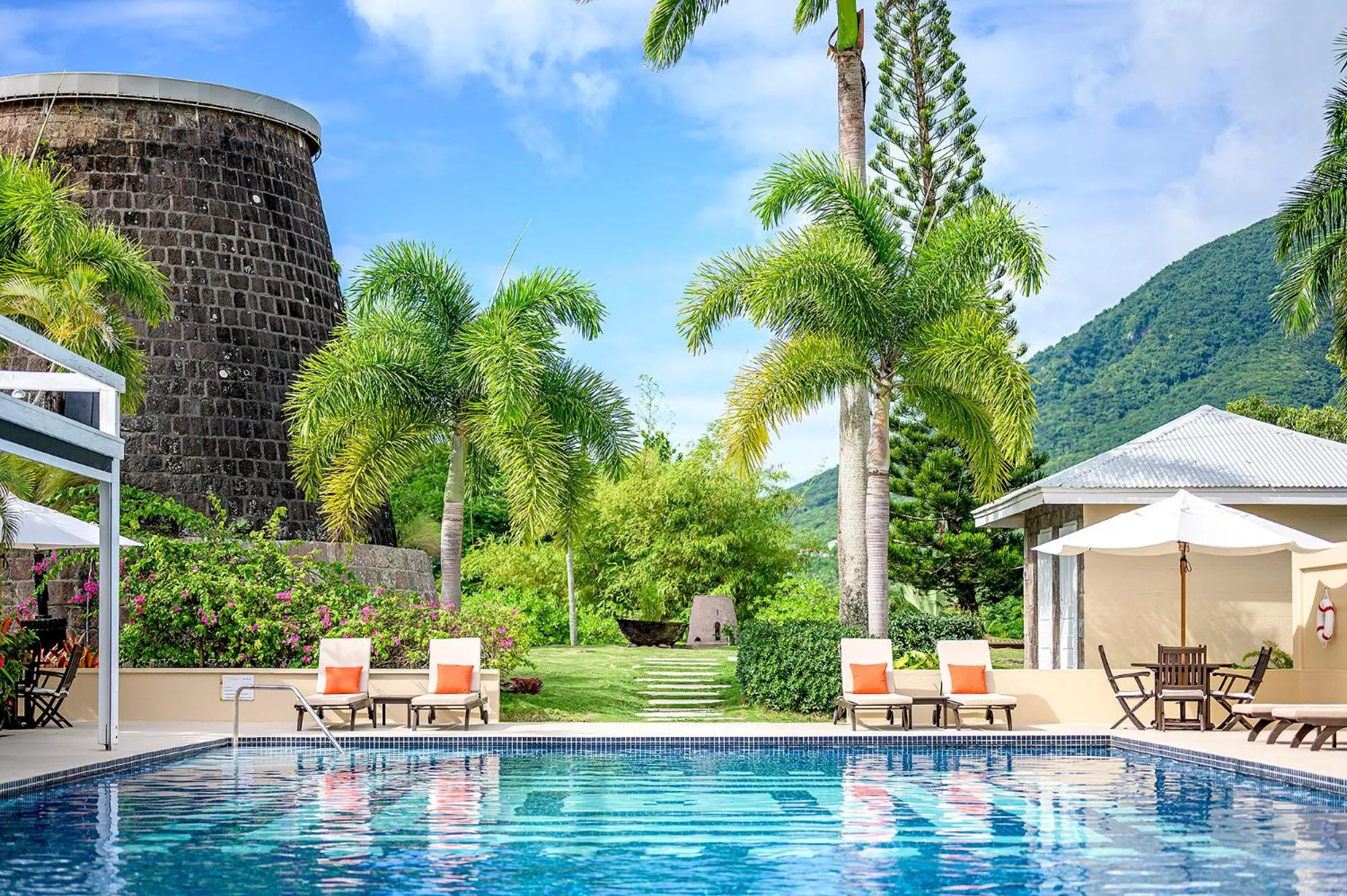 Swimming pool in Montpelier Nevis