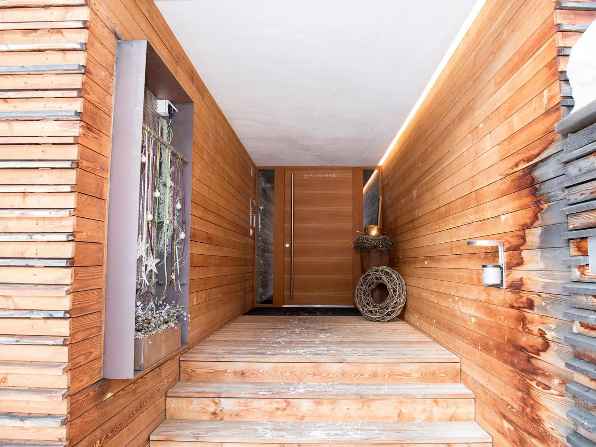 Facade/entrance in Das Felaria