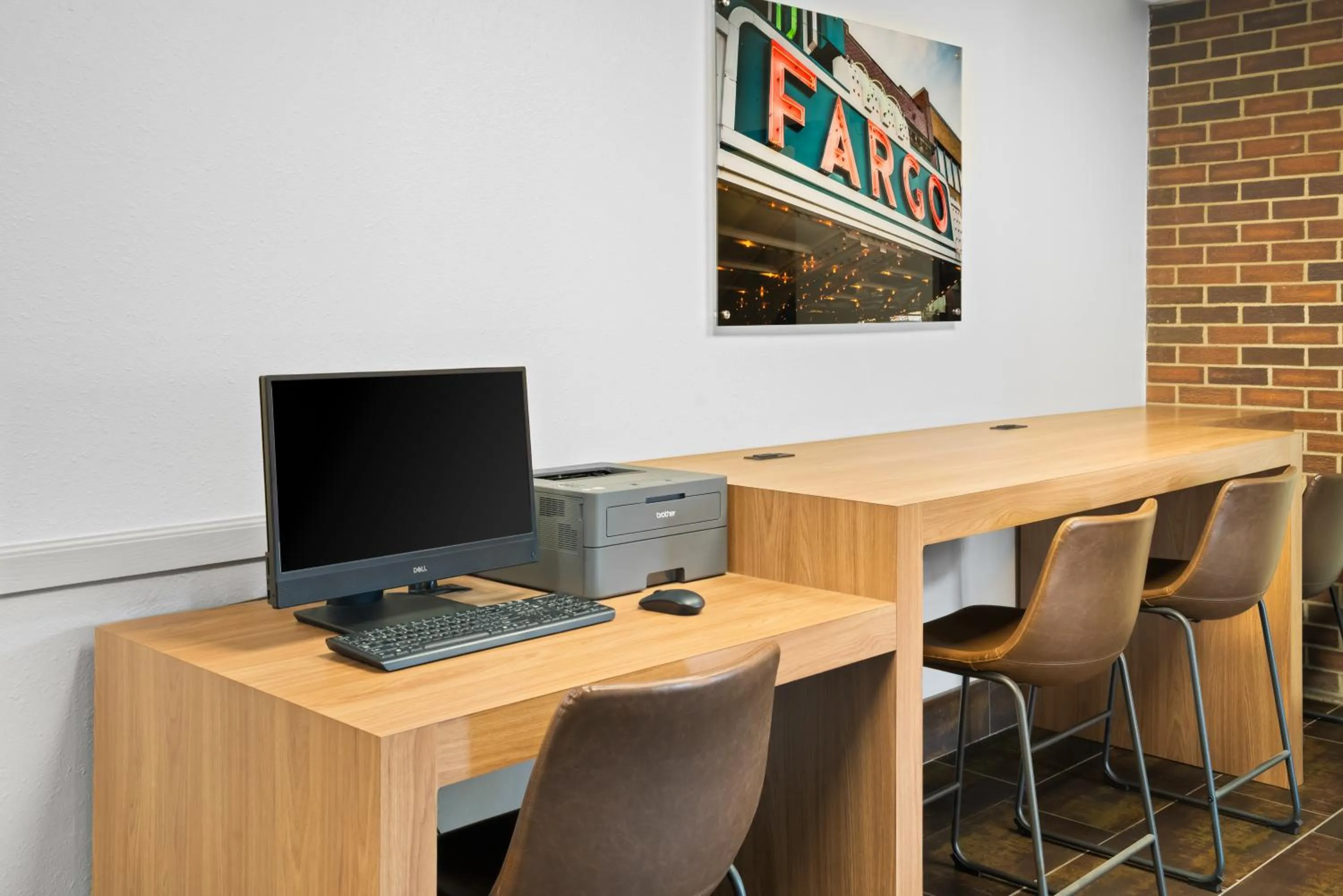 Business facilities in Fargo Inn and Suites