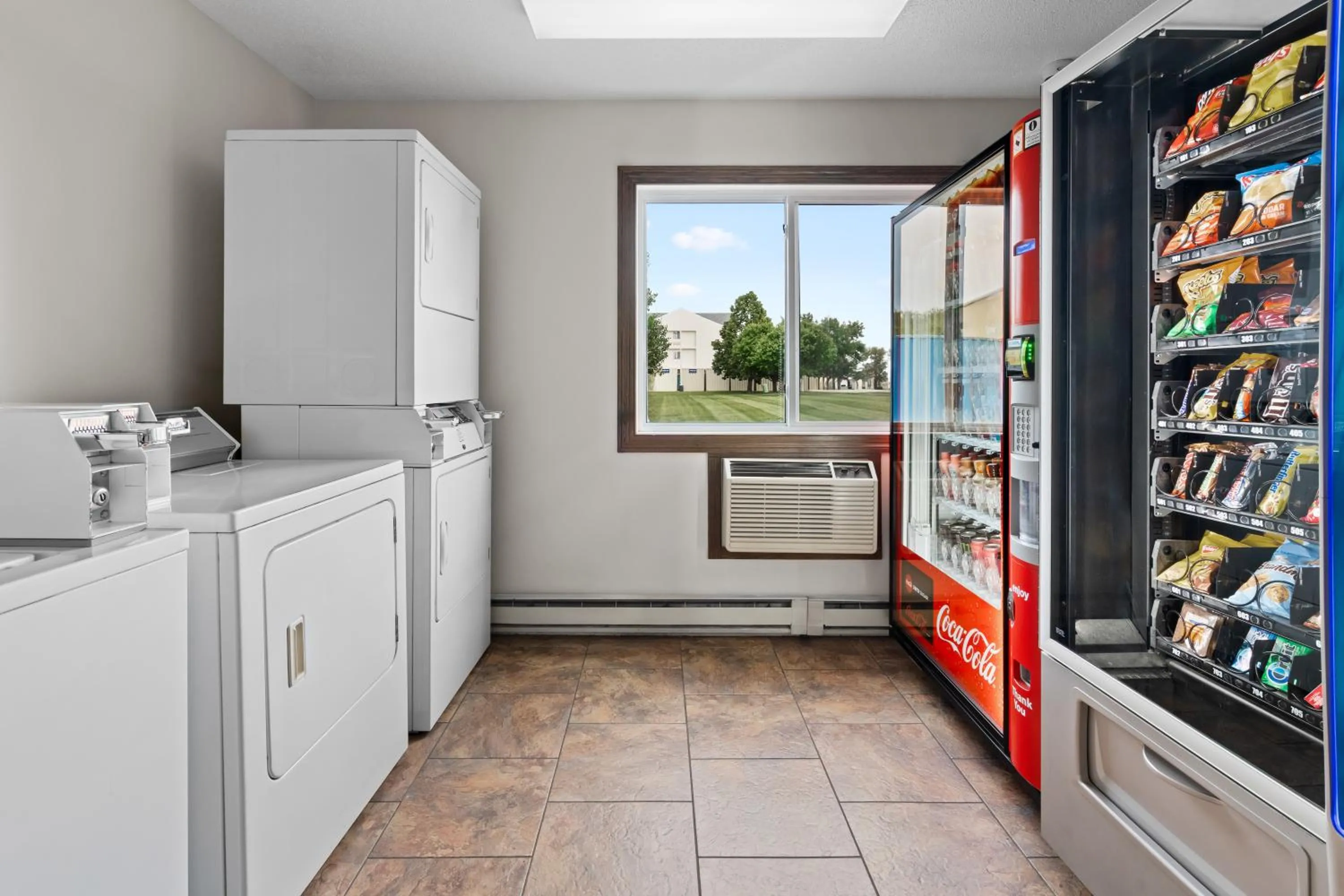 vending machine in Fargo Inn and Suites