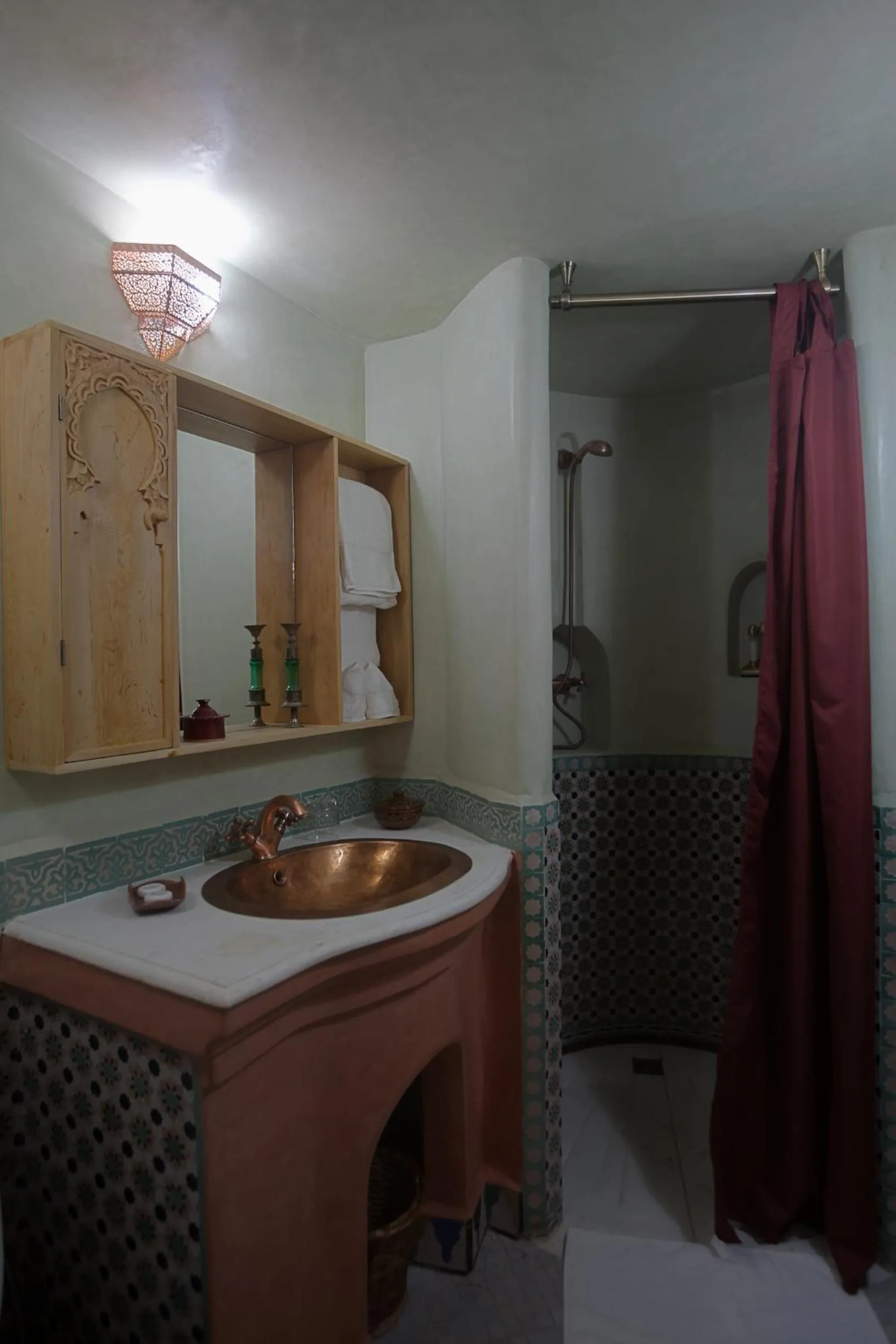 Bathroom in Riad Dar Ziryab