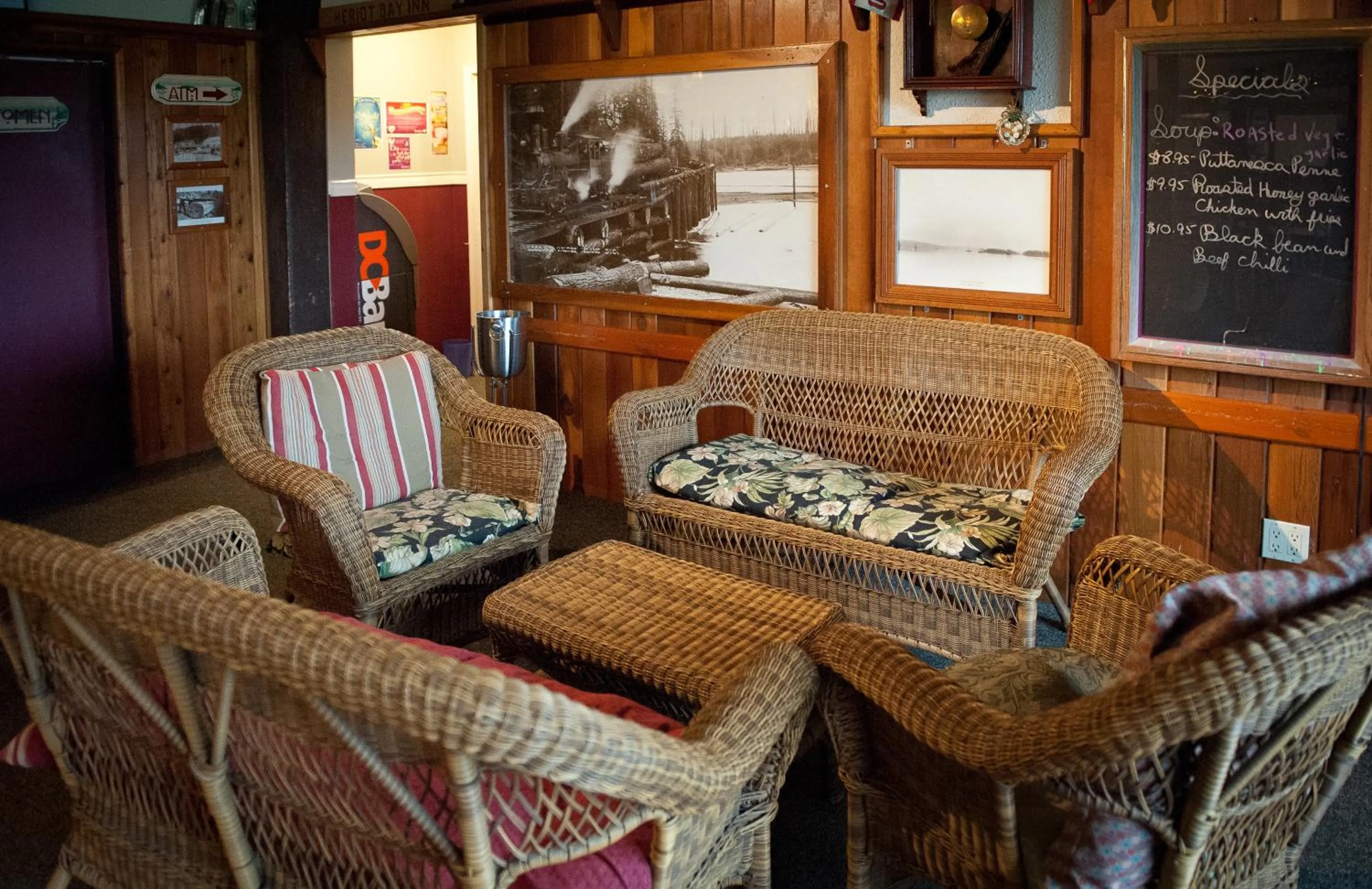 Billiard in Heriot Bay Inn