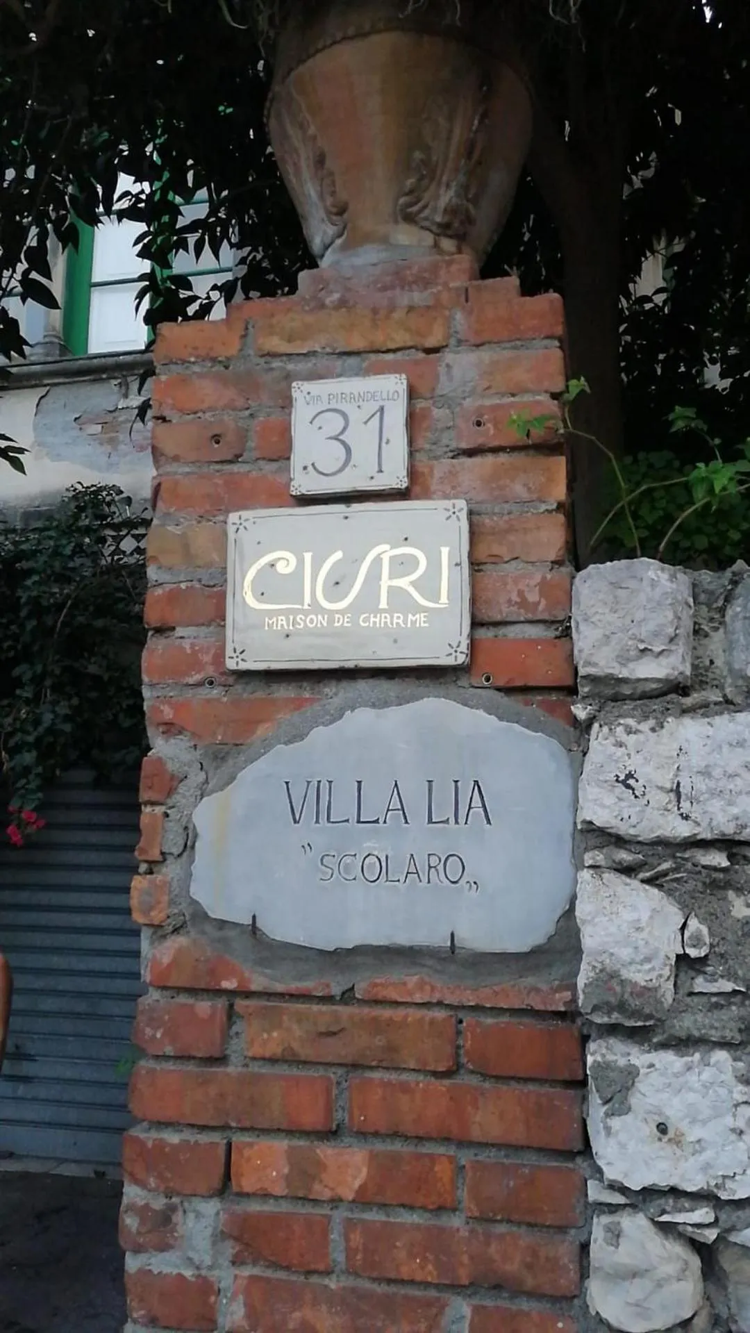 Property building in CiuriTaormina Maison de Charme