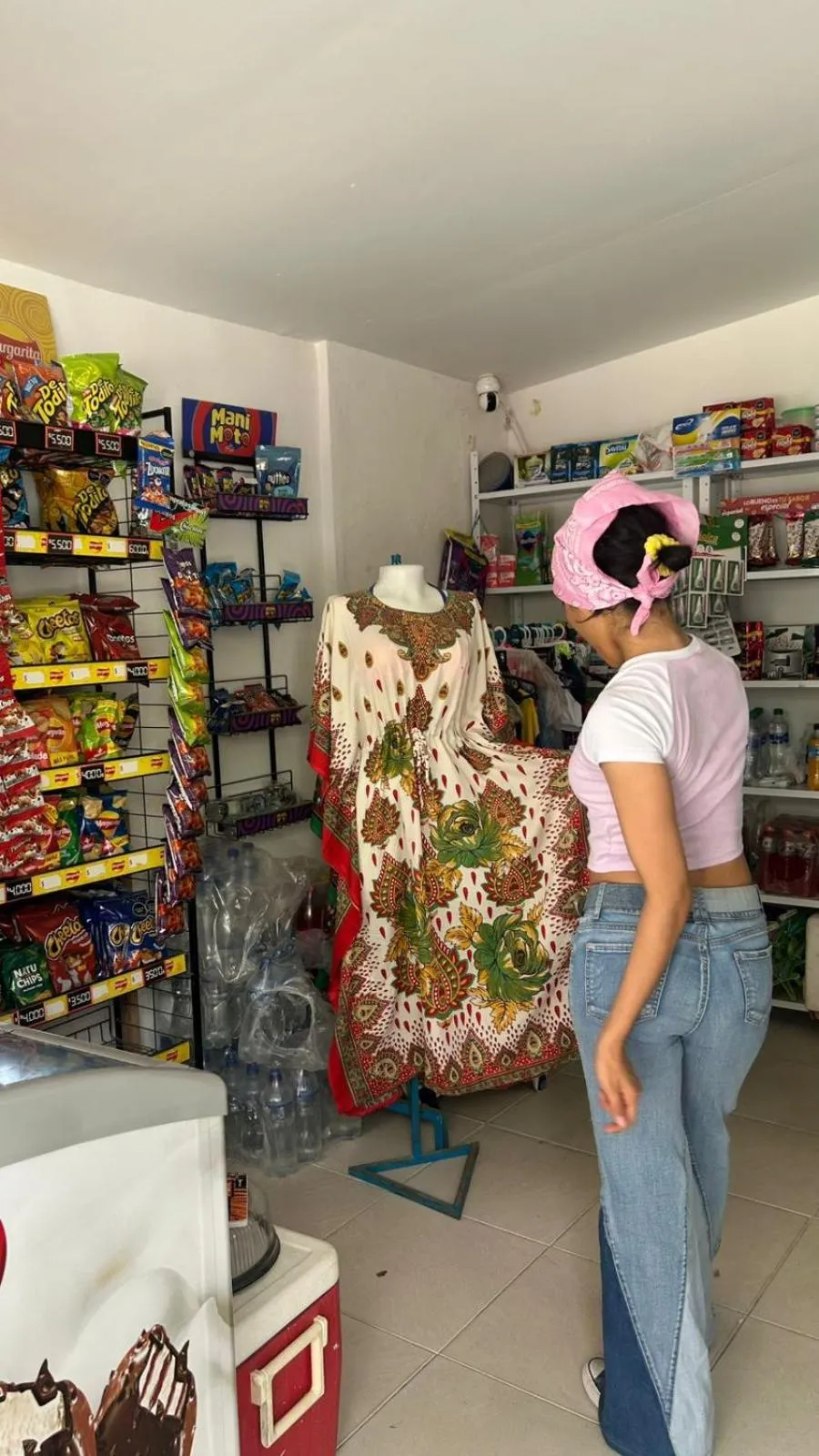 On-site shops in Hotel Los Veleros Santa Marta
