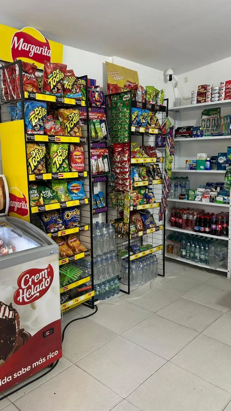 On-site shops in Hotel Los Veleros Santa Marta