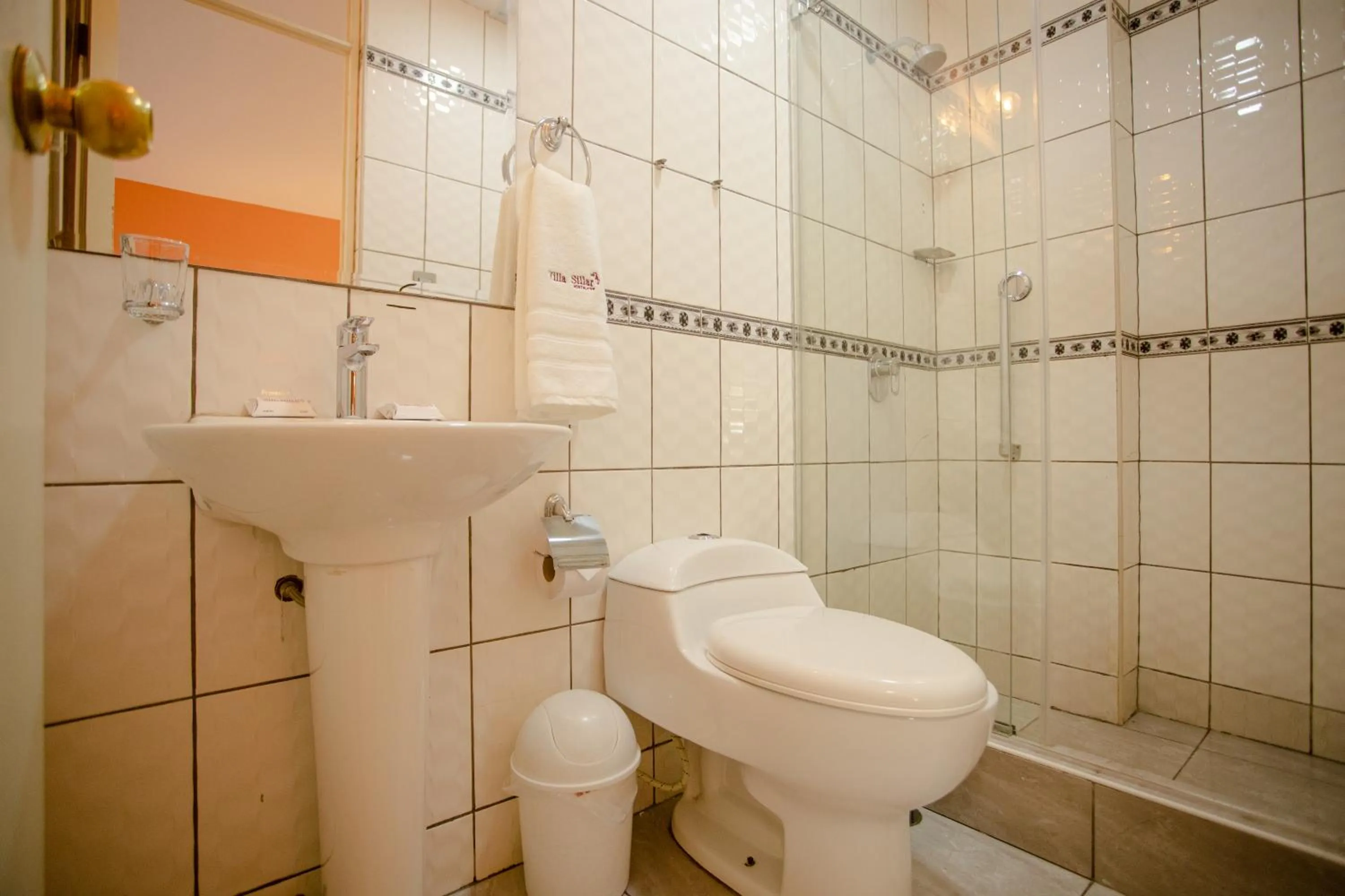 Shower in Villa Sillar