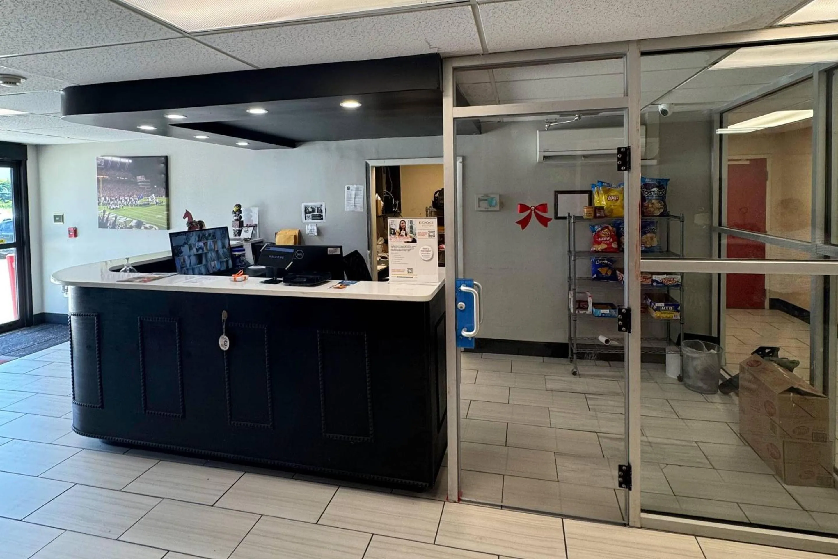 Lobby or reception in Gallus Stadium Park Inn, an Ascend Collection Hotel