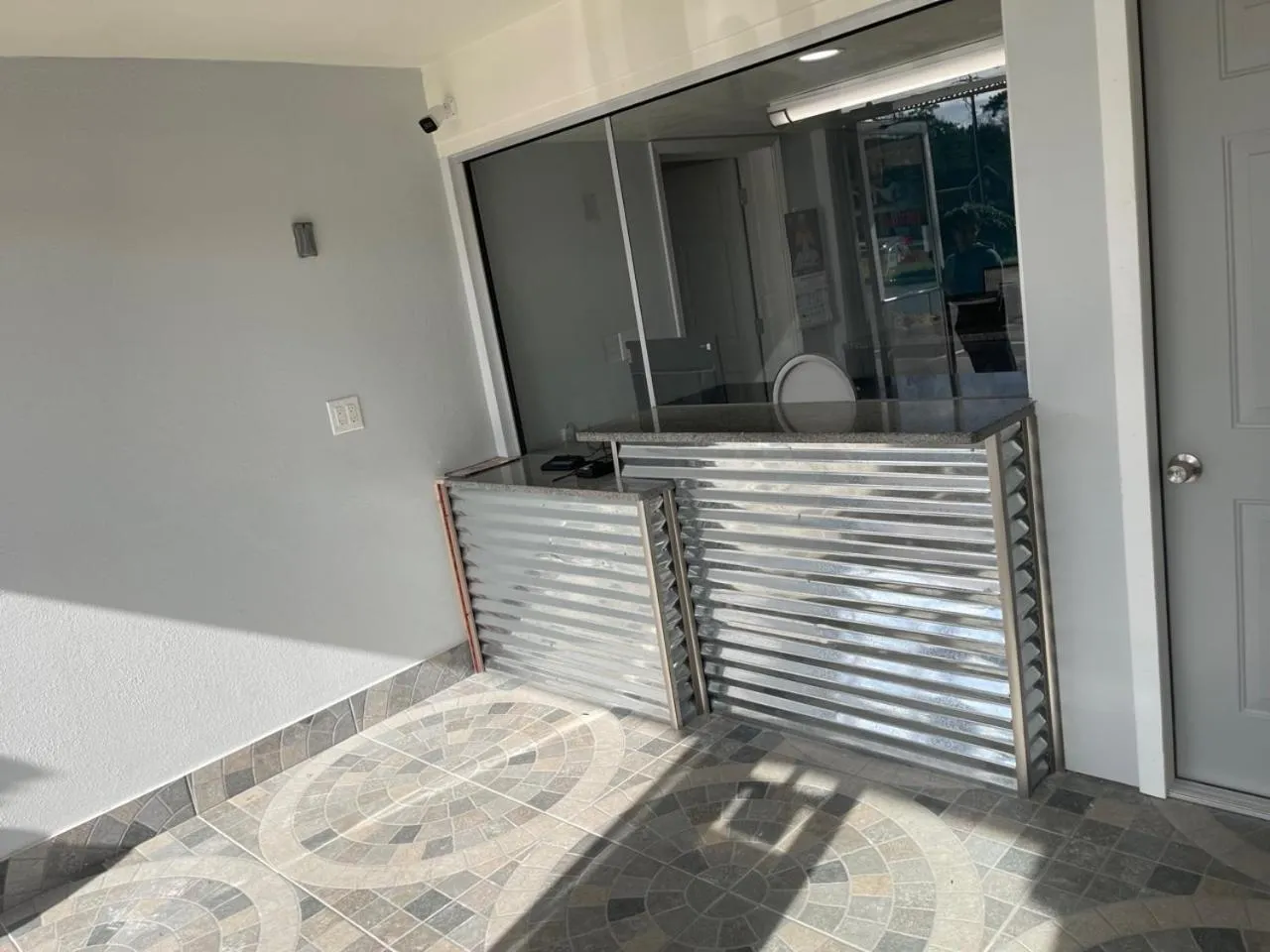 Lobby or reception, Bathroom in Scottish Inn Savannah