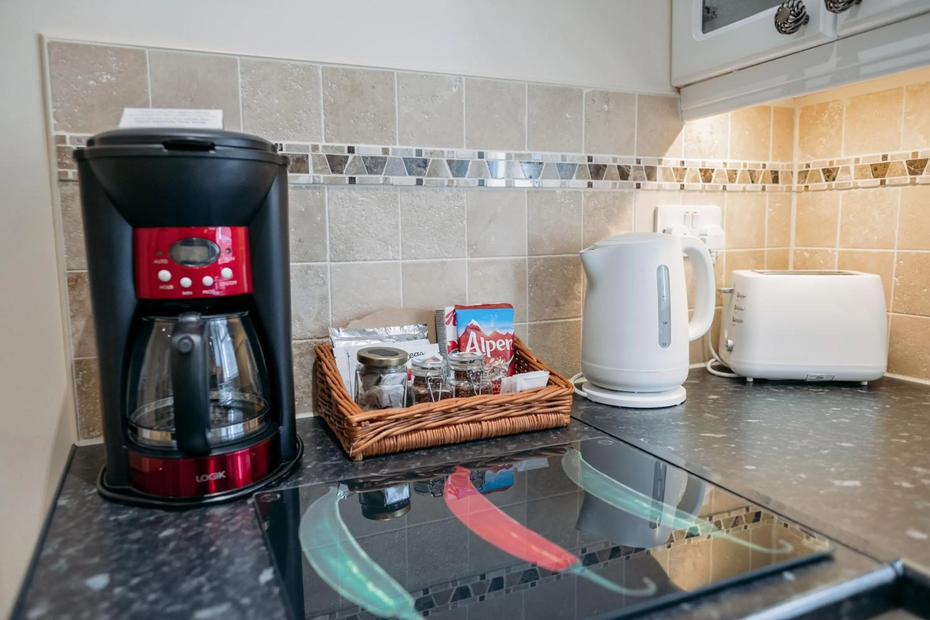 Coffee/tea facilities in The Town House