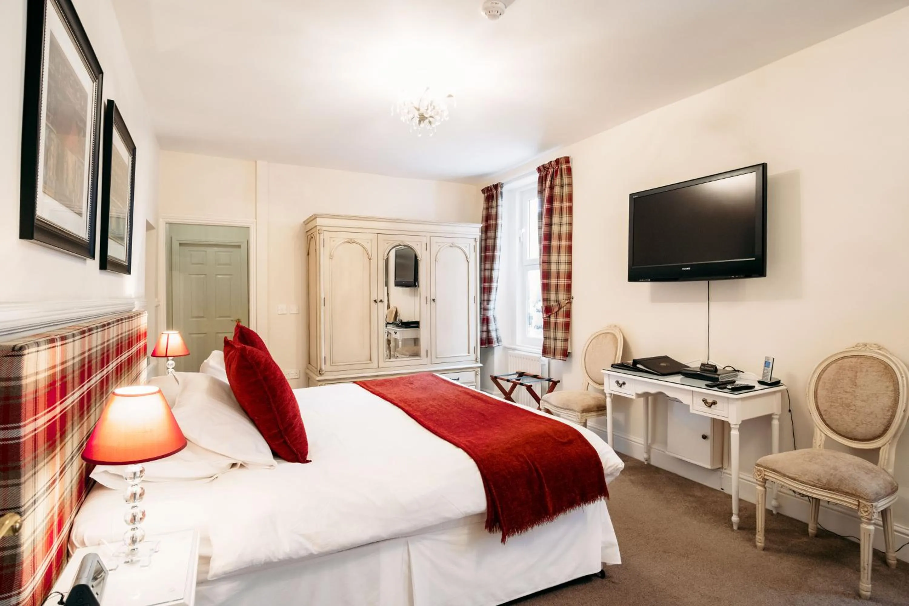 TV and multimedia, Bed in The Town House