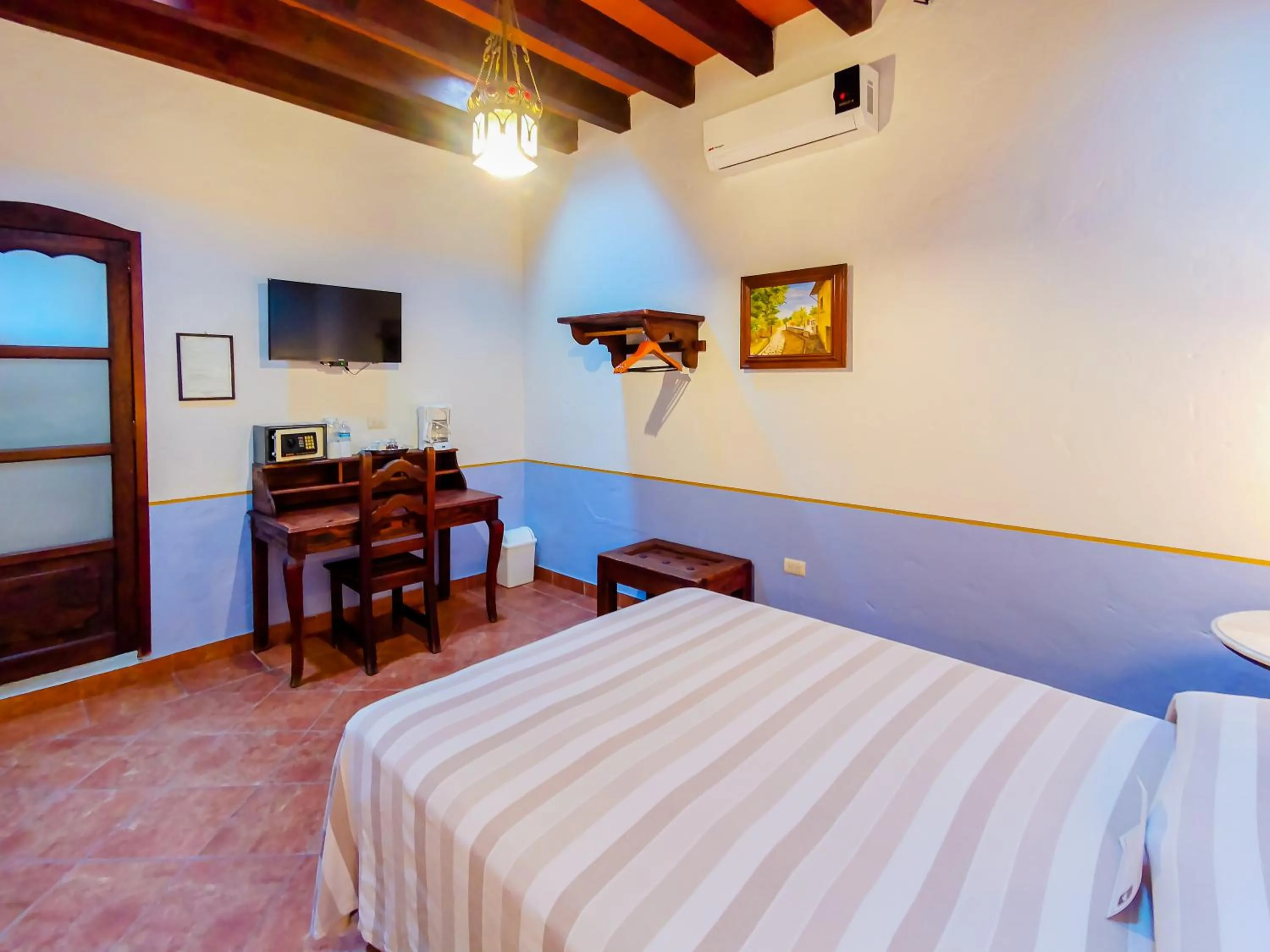 Bed in Meson del Alferez Xalapa