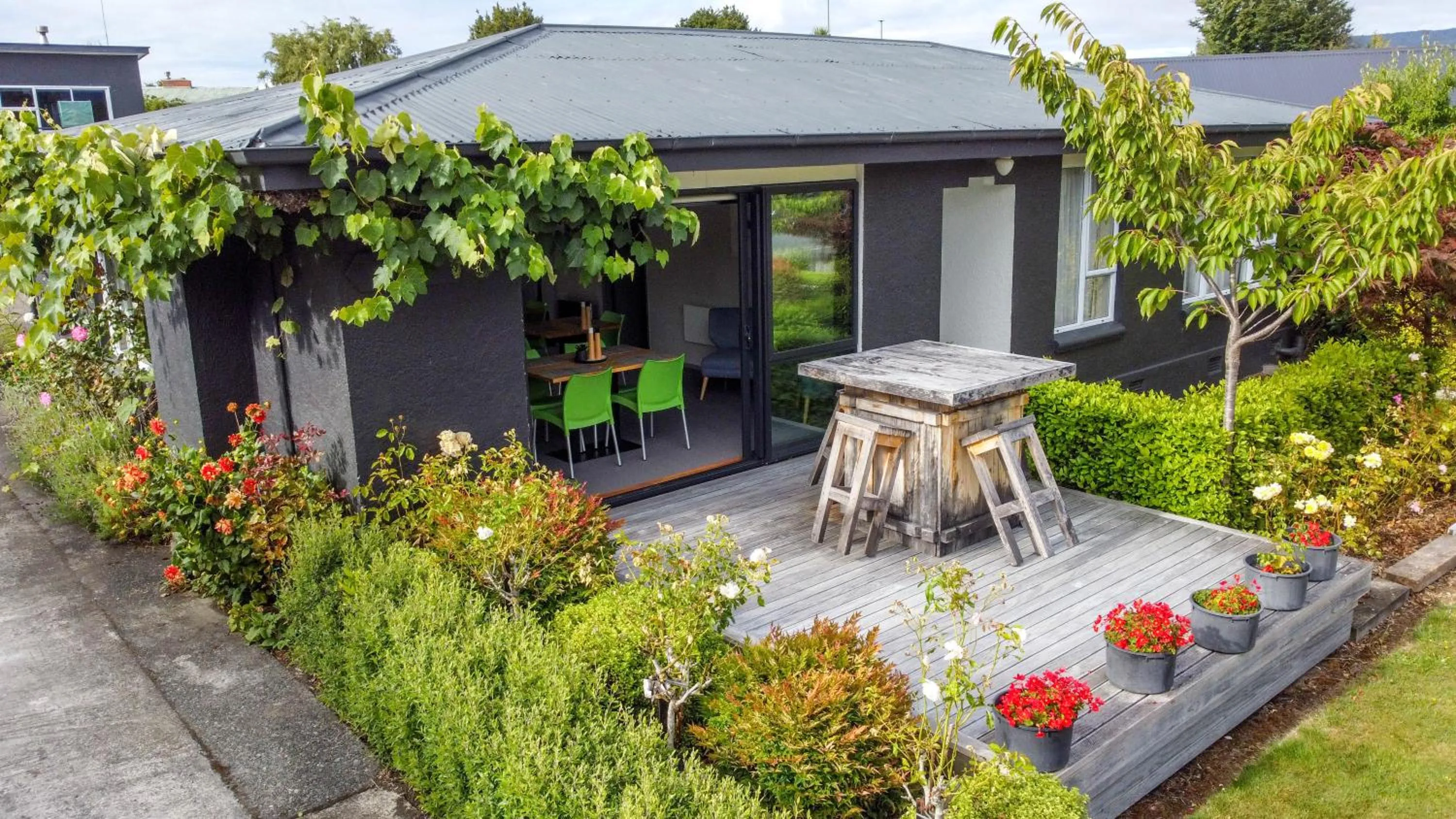 Garden in Shakespeare House
