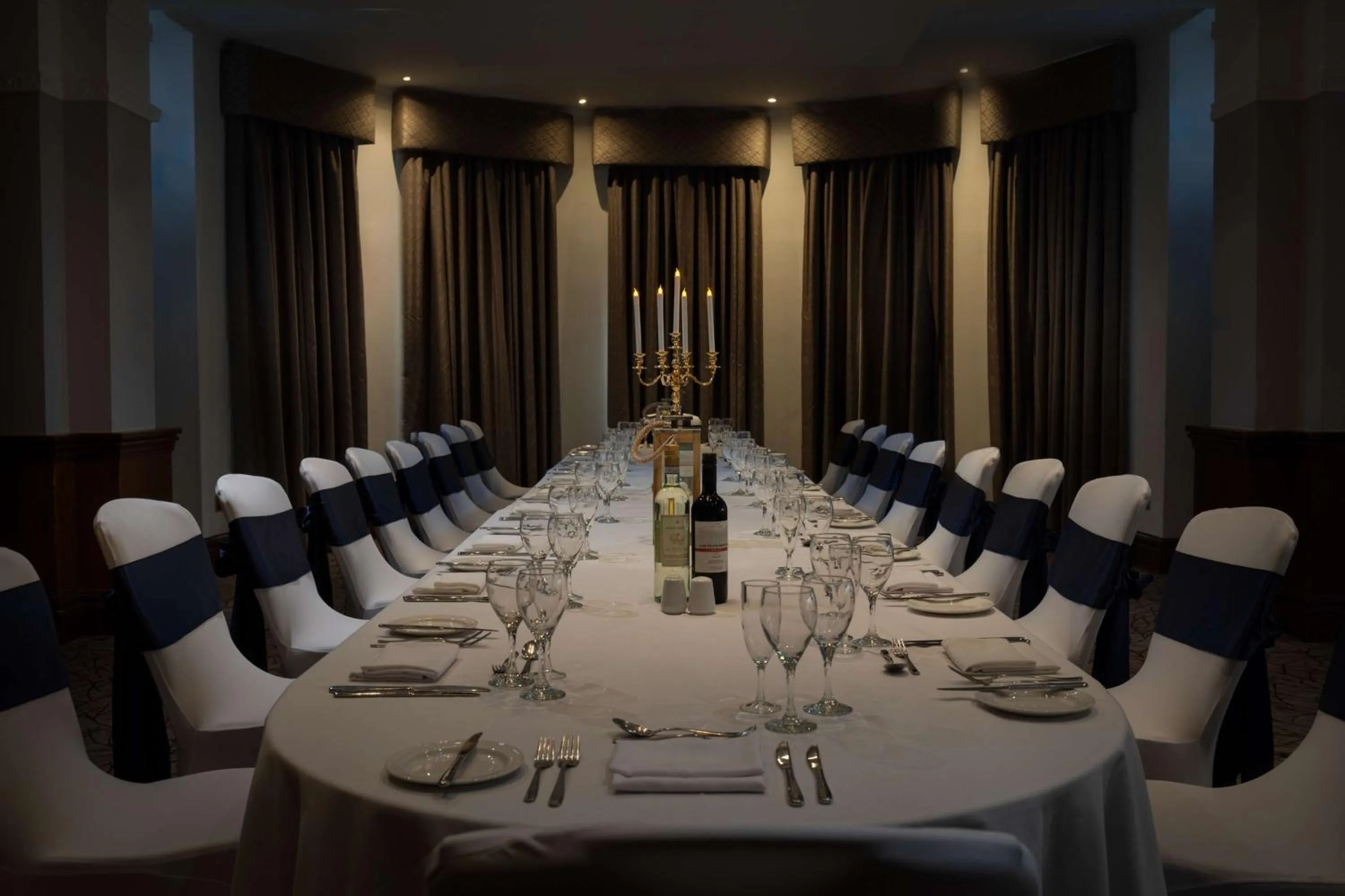 Meeting/conference room in Hilton Puckrup Hall Hotel & Golf Club, Tewkesbury