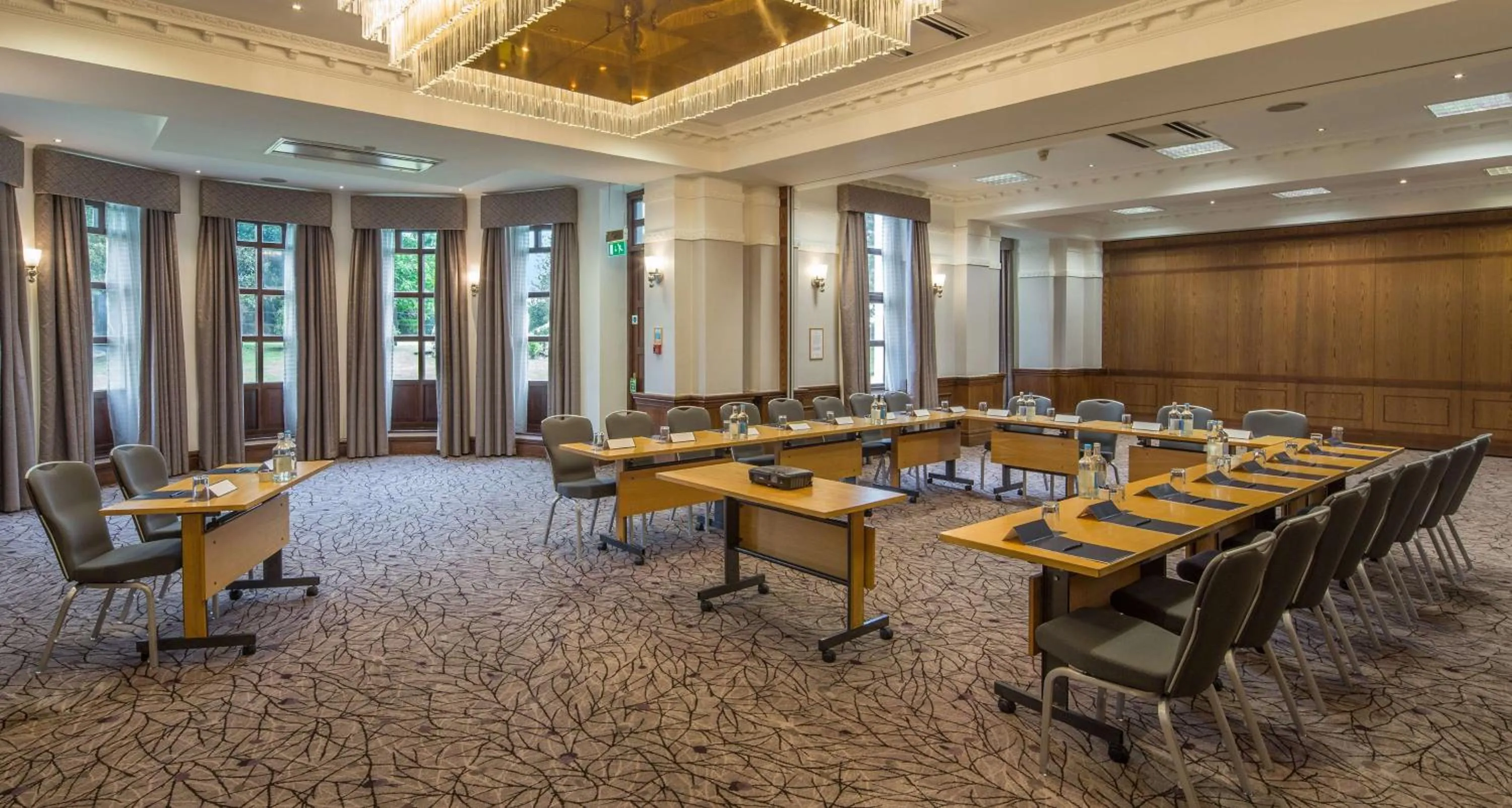 Meeting/conference room in Hilton Puckrup Hall Hotel & Golf Club, Tewkesbury