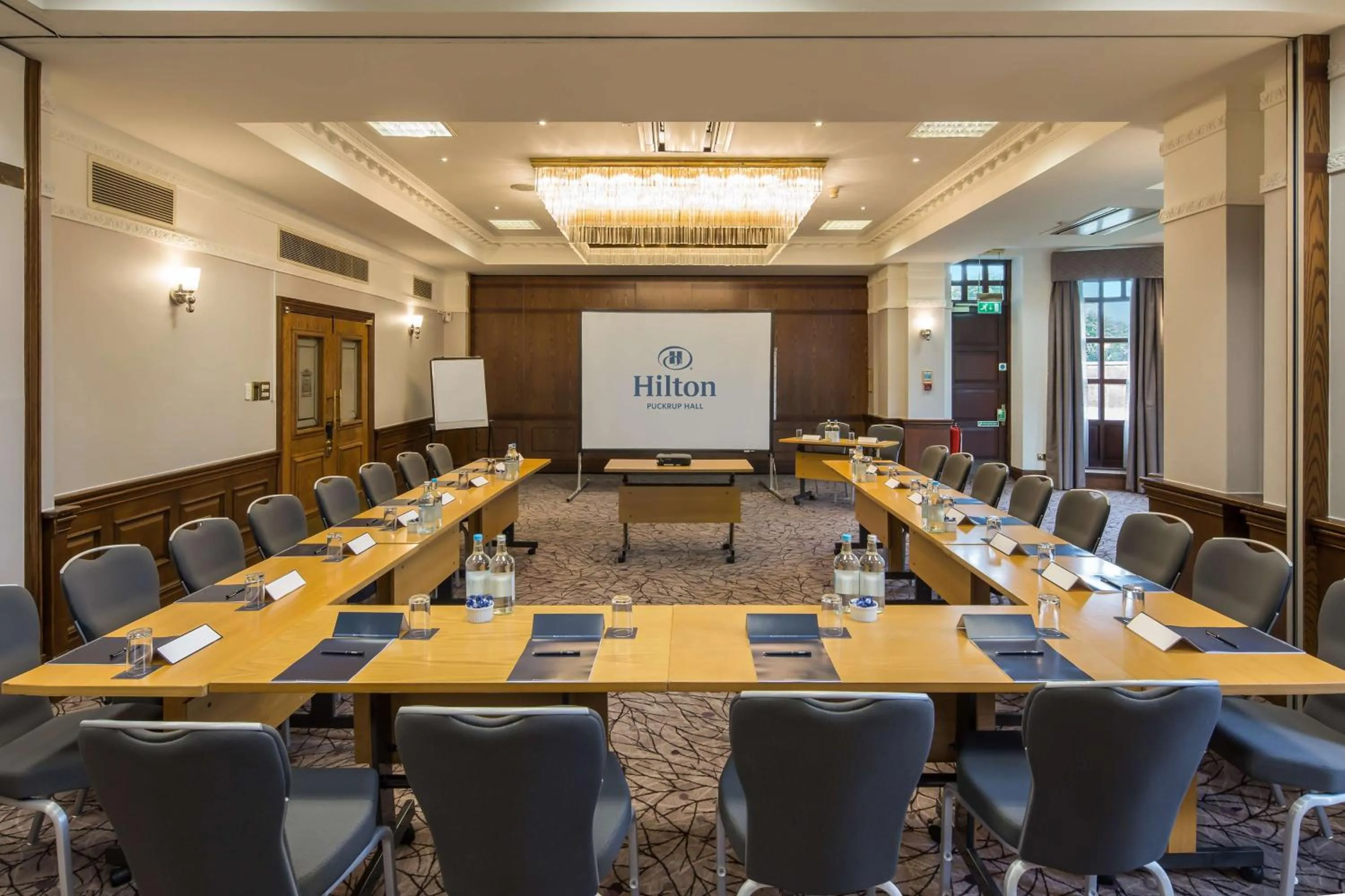 Meeting/conference room in Hilton Puckrup Hall Hotel & Golf Club, Tewkesbury