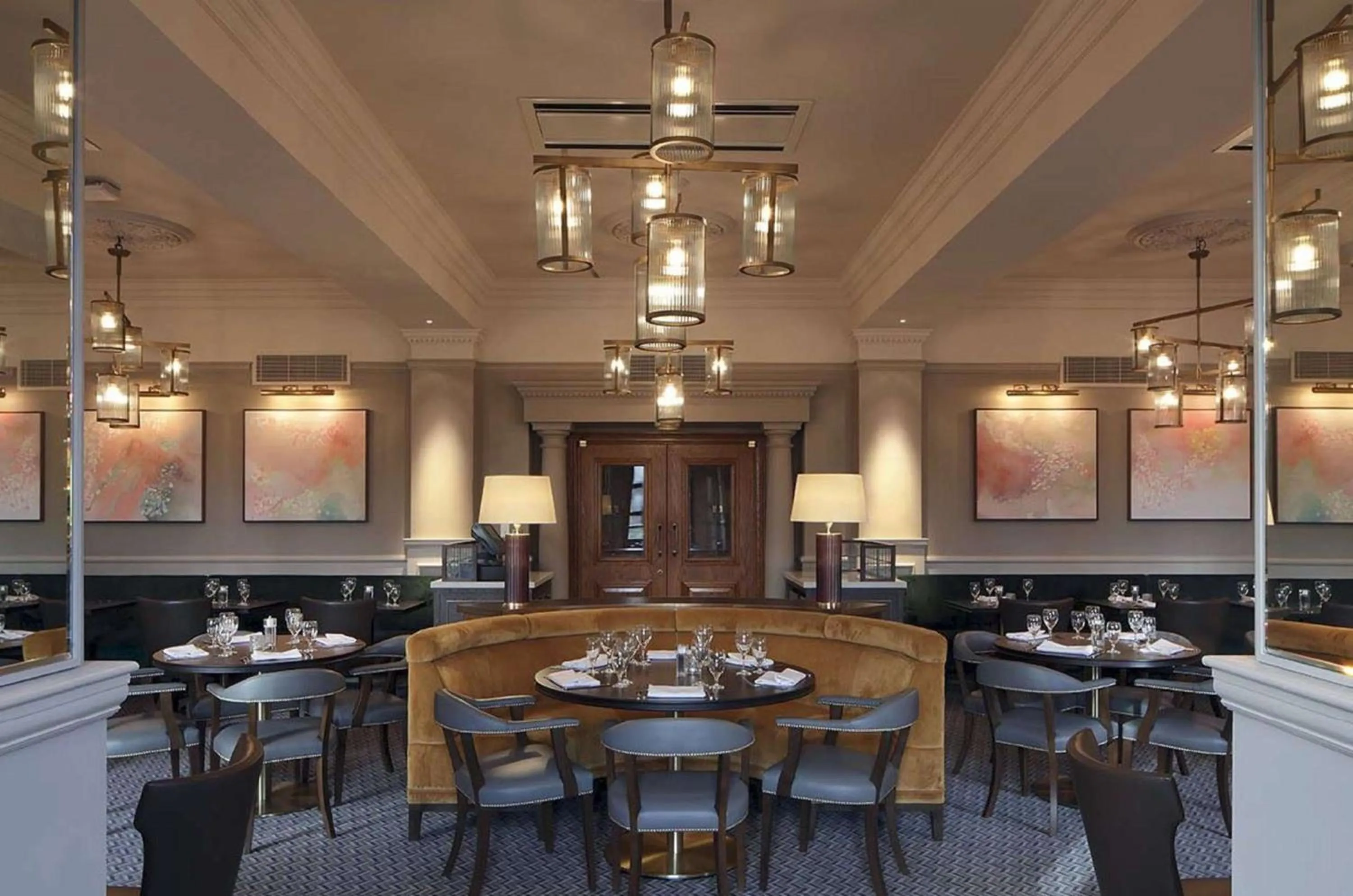 Restaurant/places to eat in Hilton Puckrup Hall Hotel & Golf Club, Tewkesbury