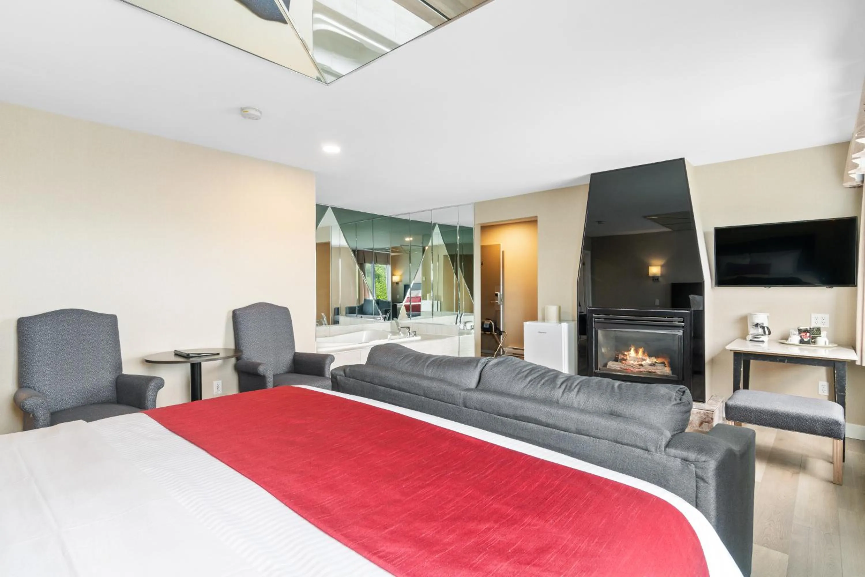 Bed in Hotel Bromont