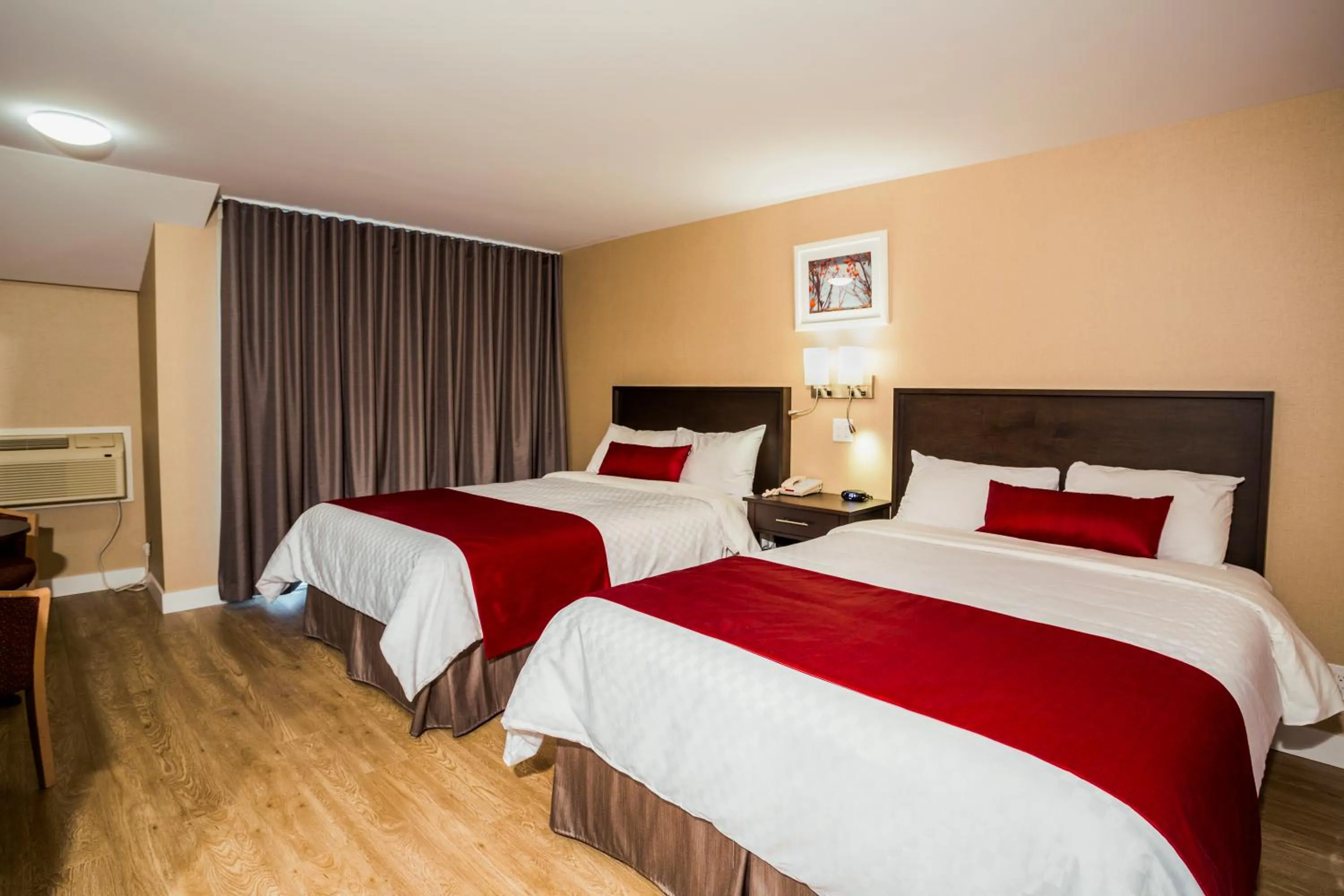 Bed in Hotel Bromont