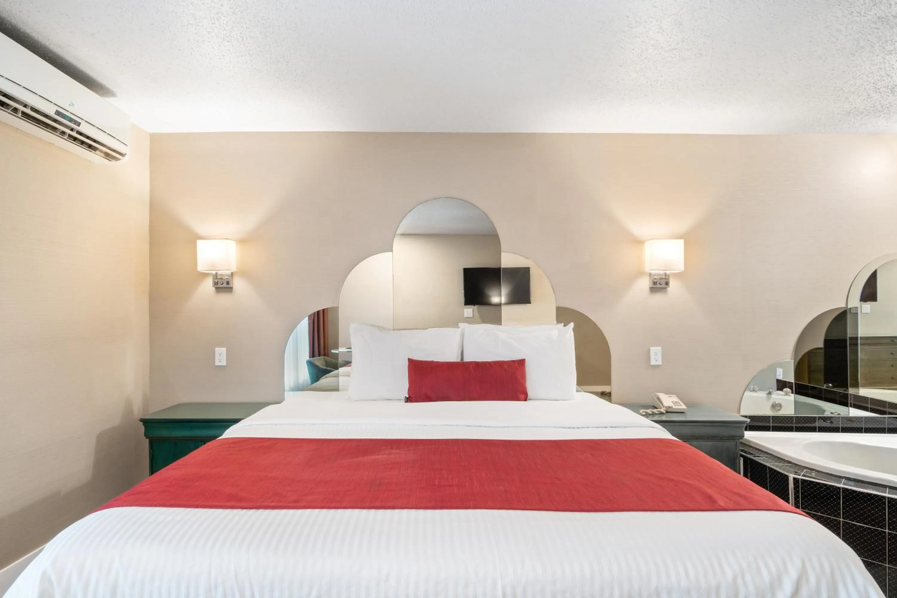 Bed in Hotel Bromont