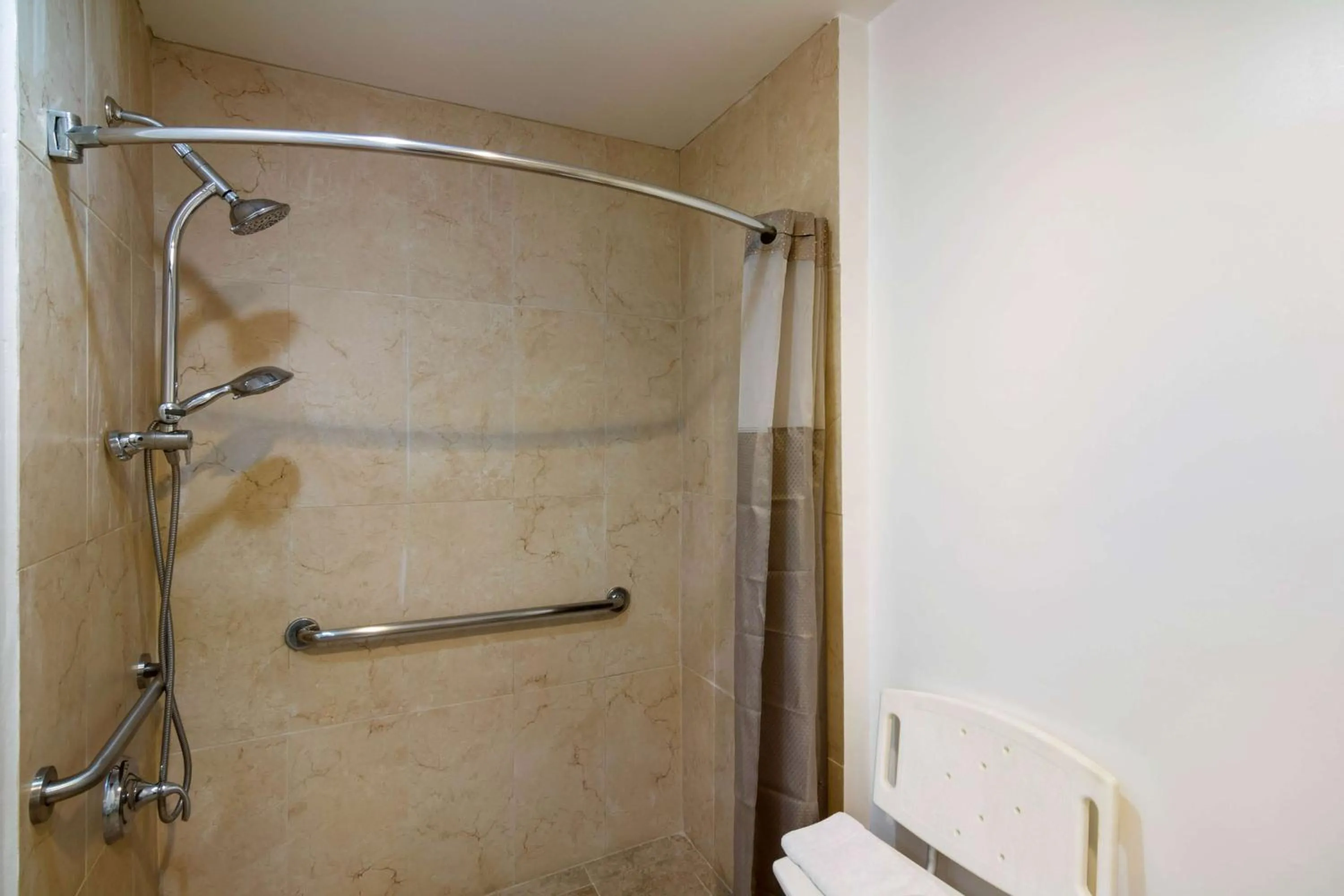Shower in Motel 6 Monterey Park