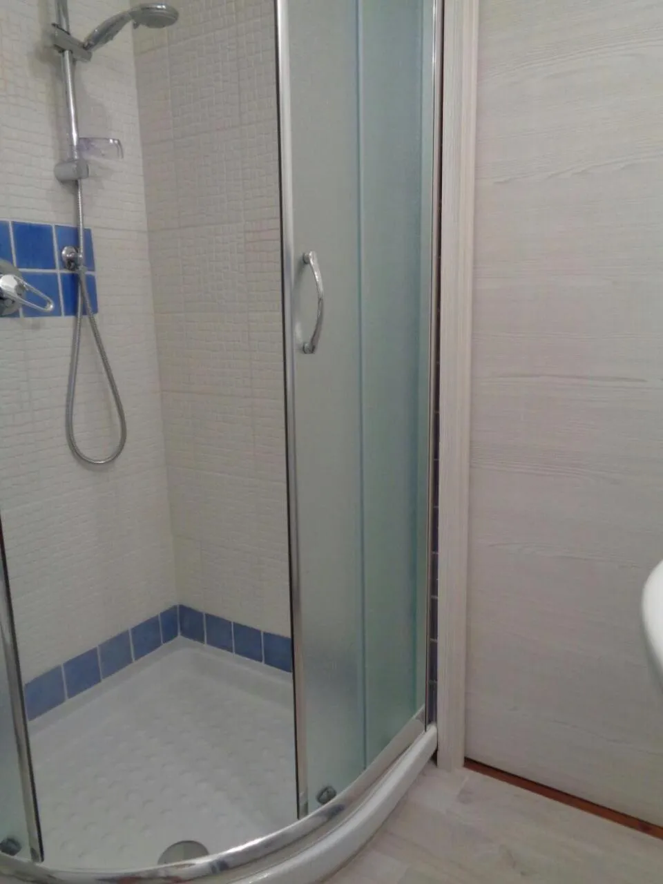 Shower in Sardinia-holiday Spargi Suite & Rooms