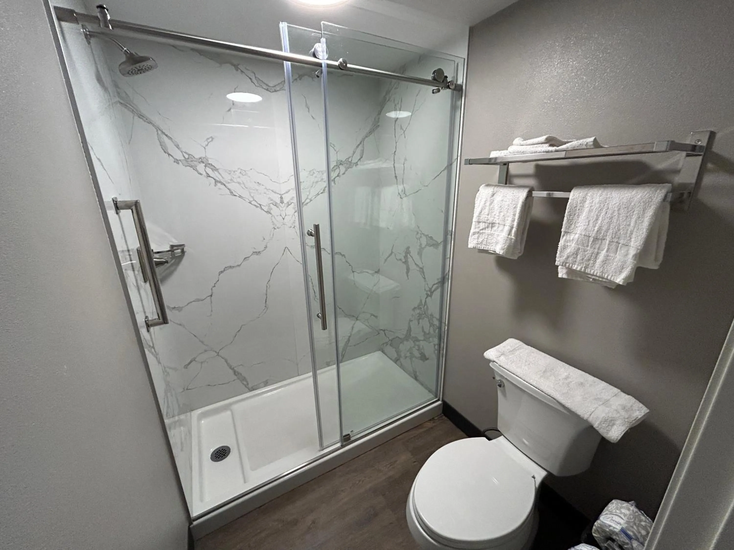 Bathroom in Studio 6 Suites Gardena, CA