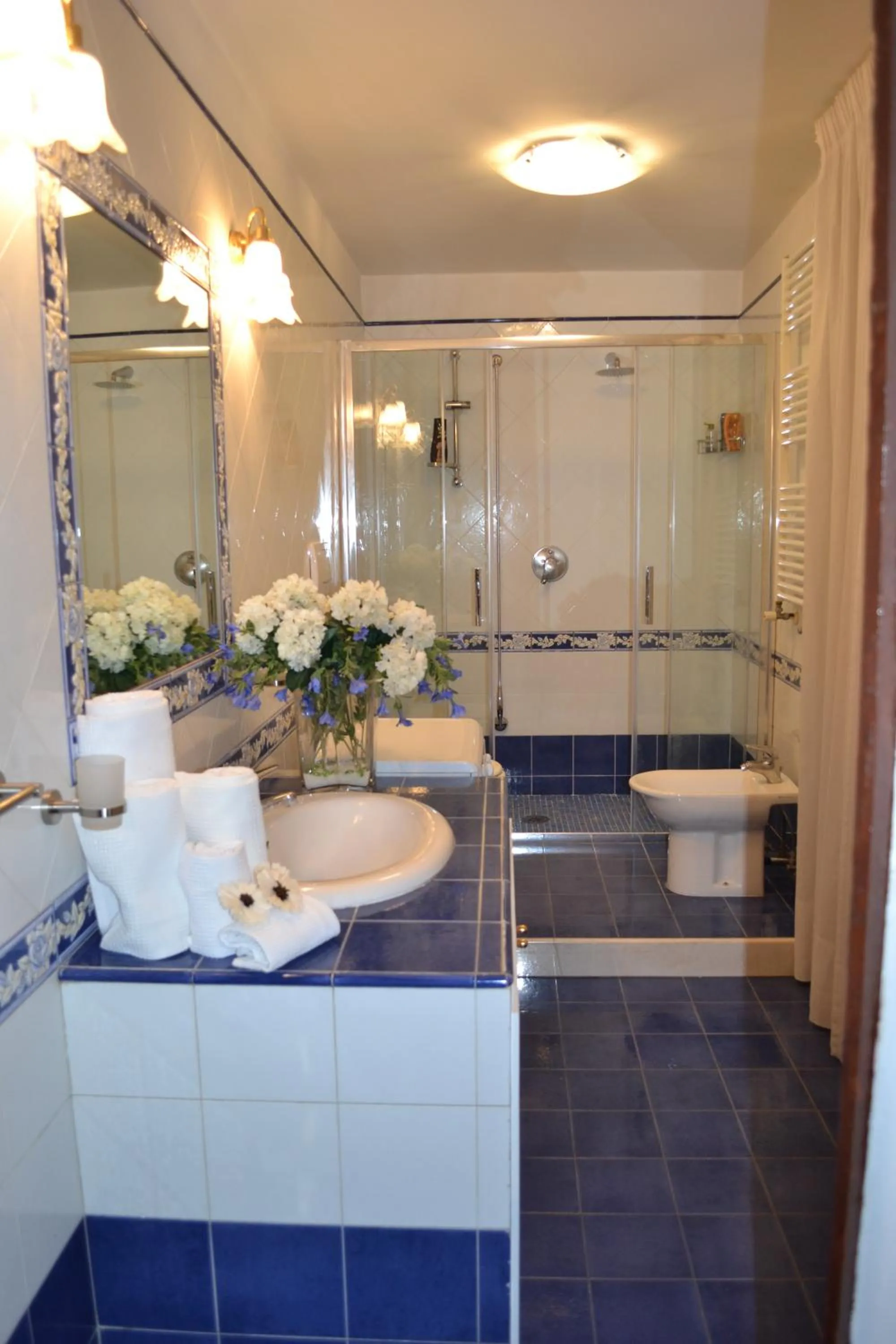Shower in Dimora Real Maria
