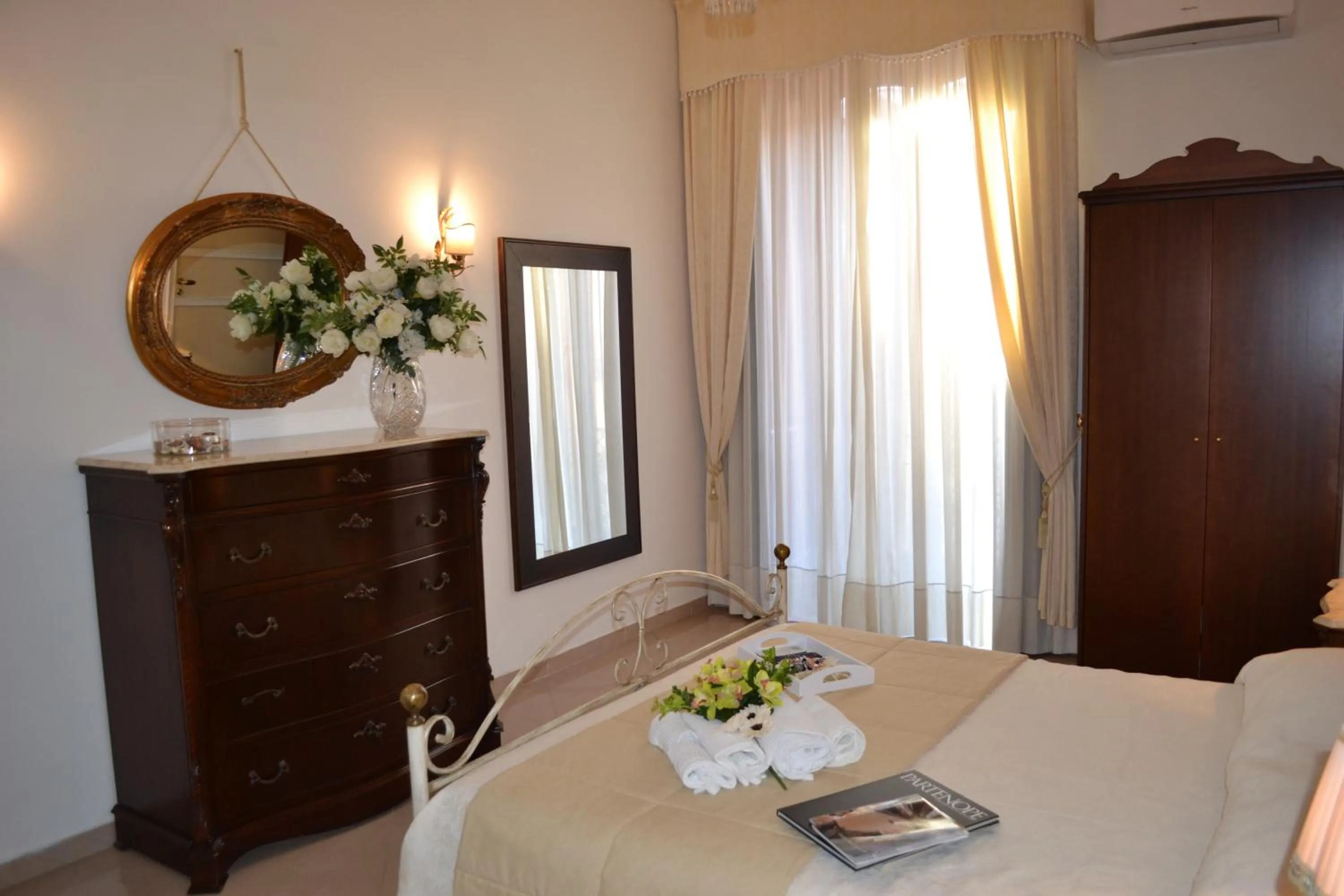 Bedroom, Bed in Dimora Real Maria