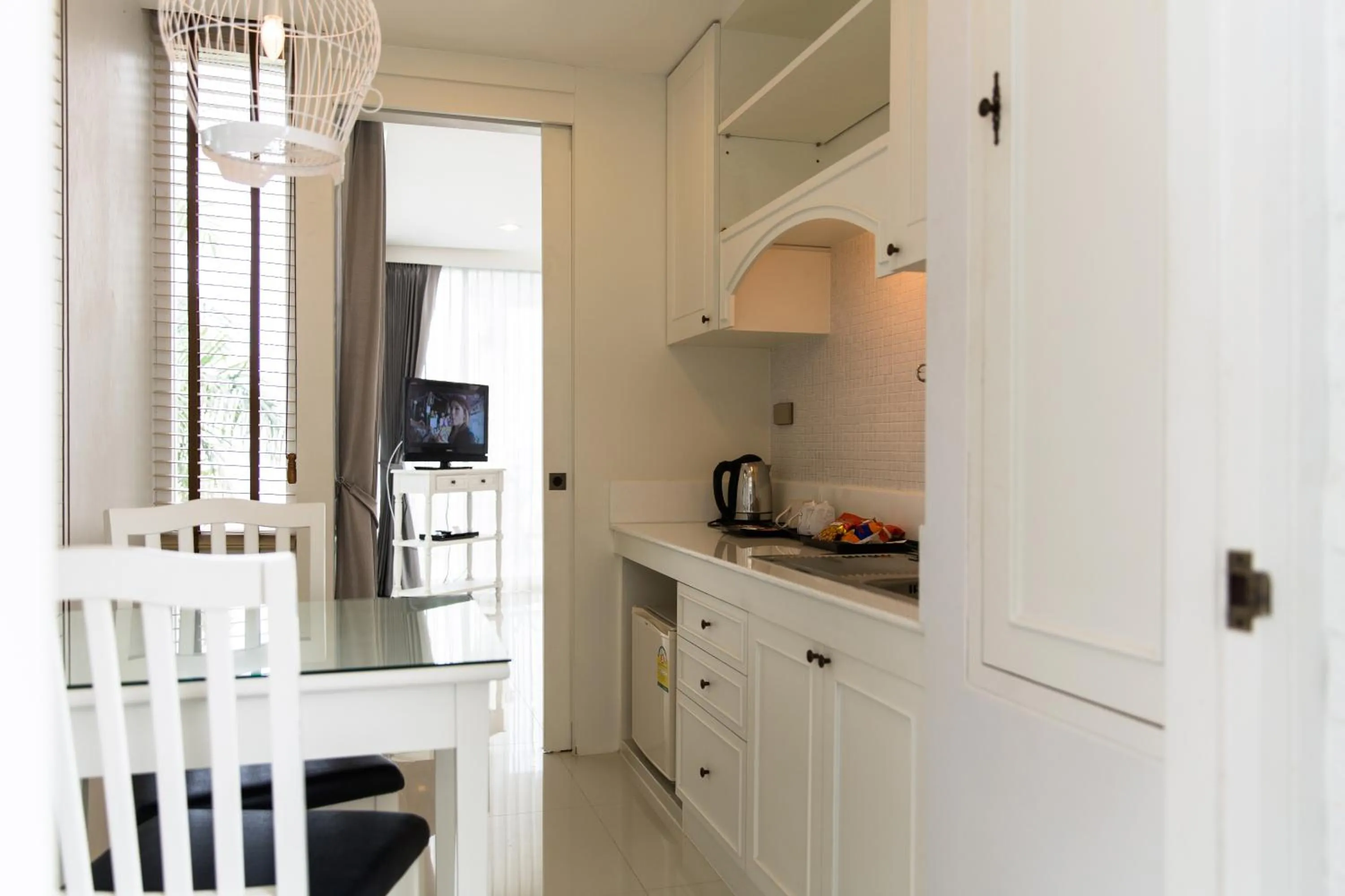 Coffee/tea facilities in Verano Beach Villa