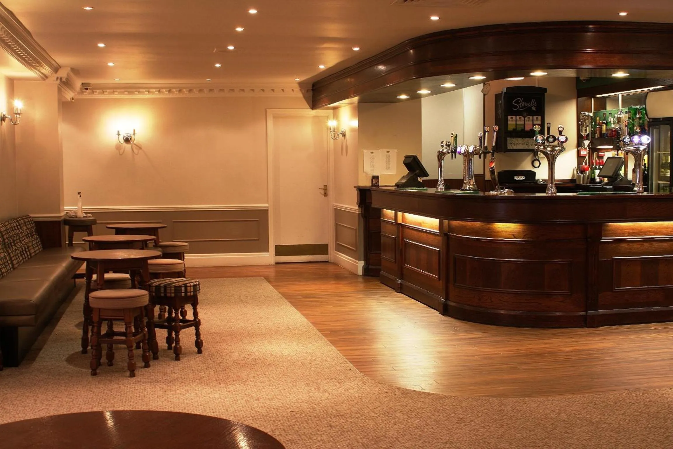 Lounge or bar in Consort Hotel