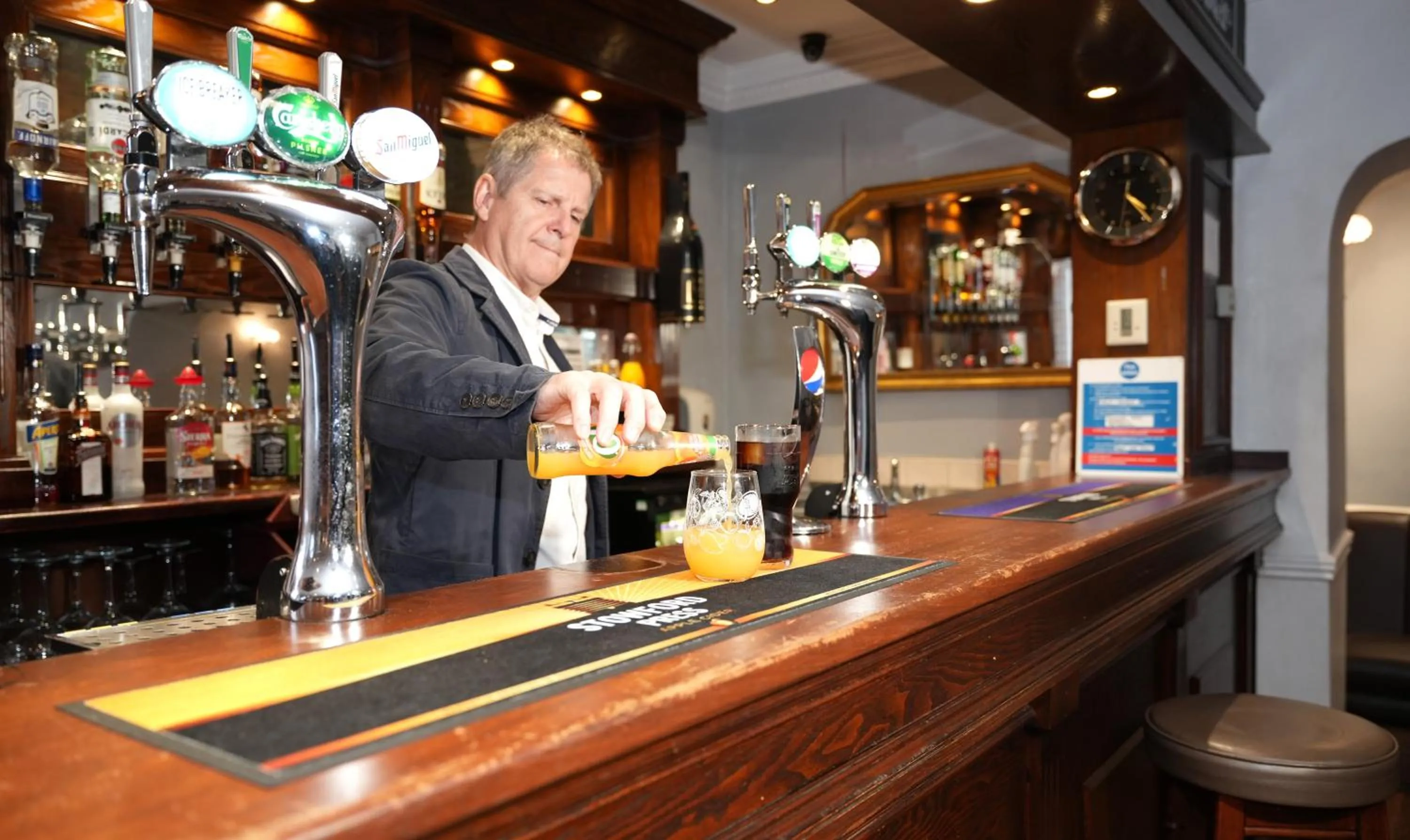 Lounge or bar in Consort Hotel
