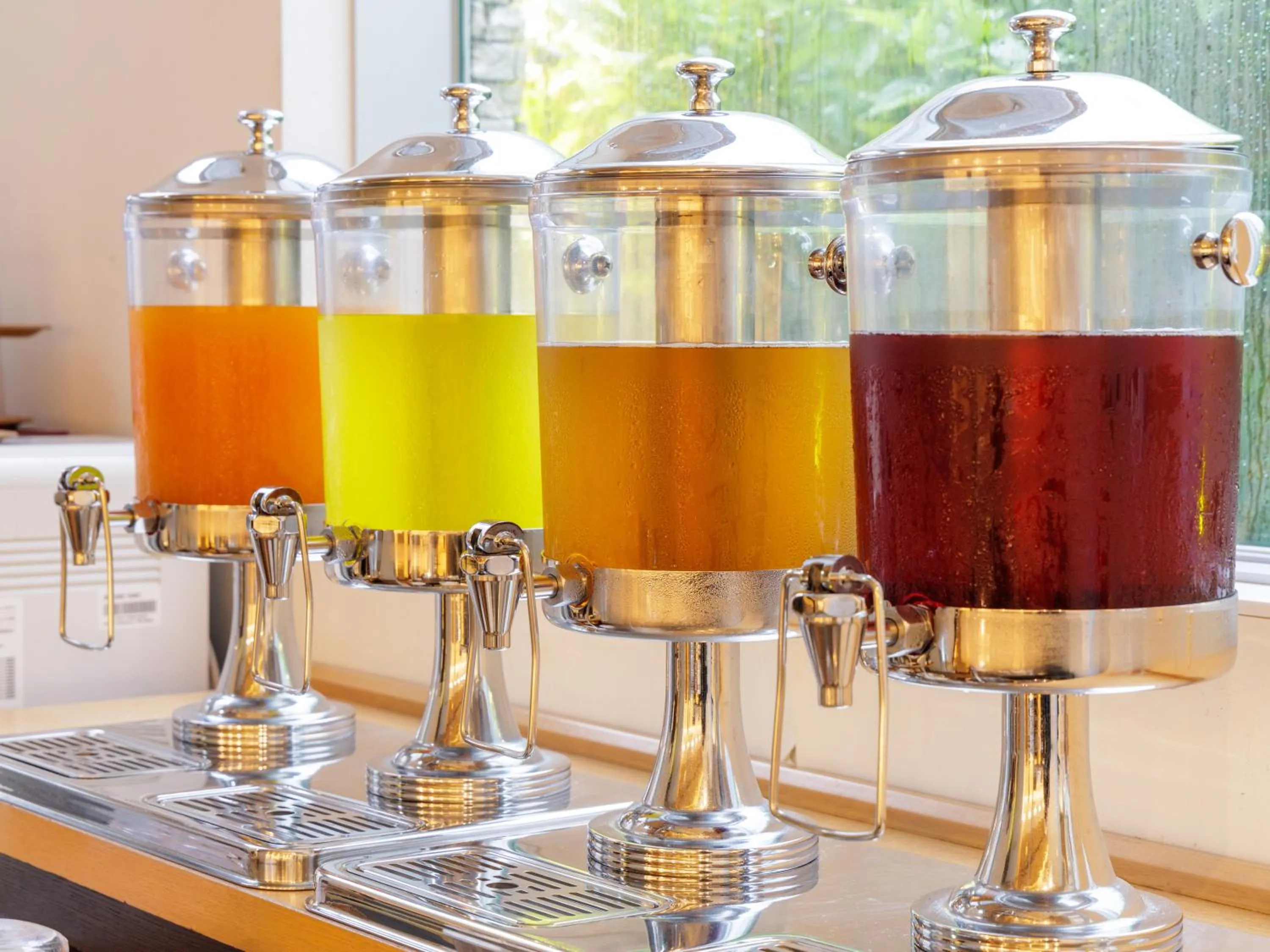 Food and drinks in Nishitetsu Resort Inn Naha