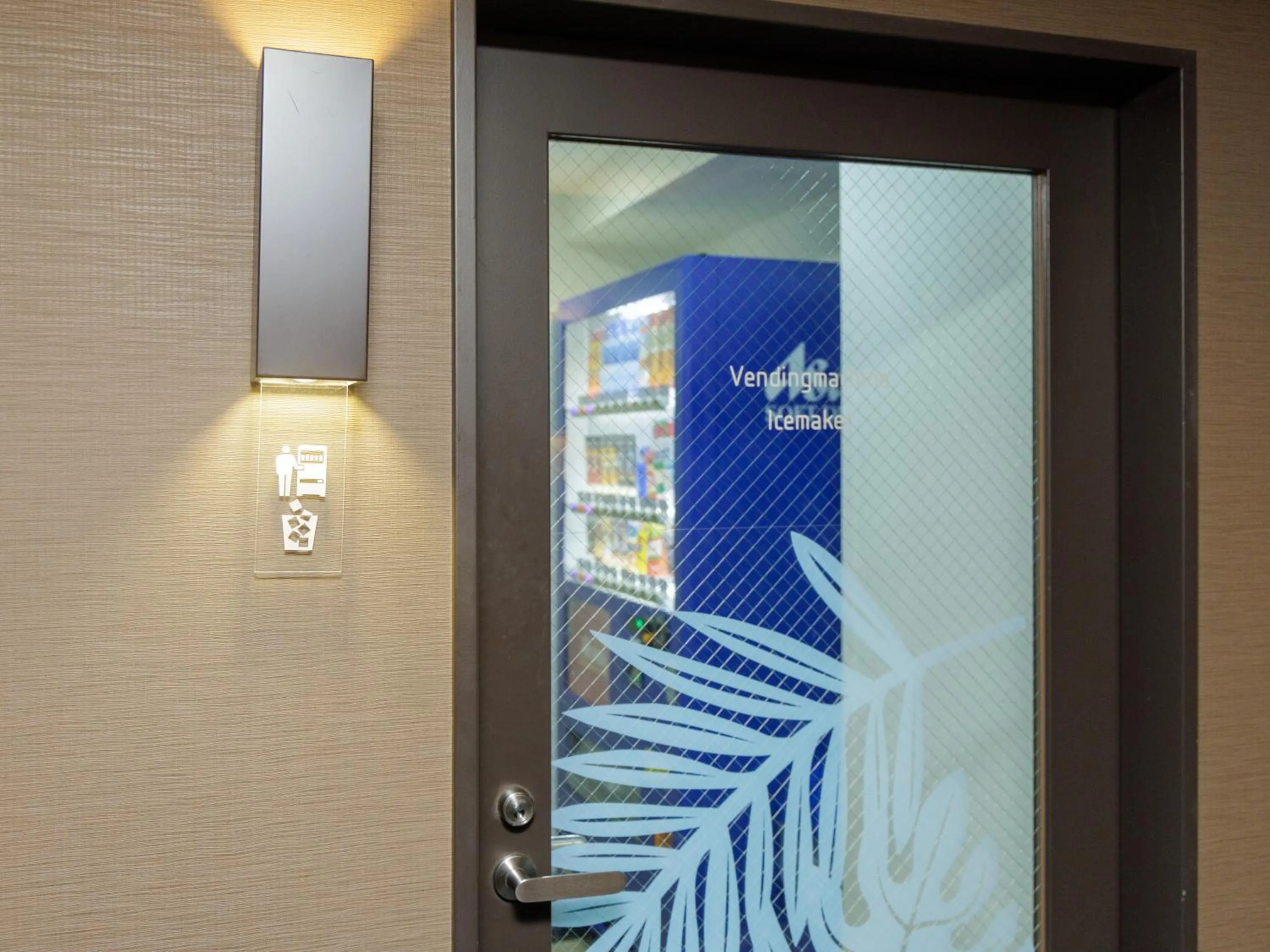 vending machine in Nishitetsu Resort Inn Naha