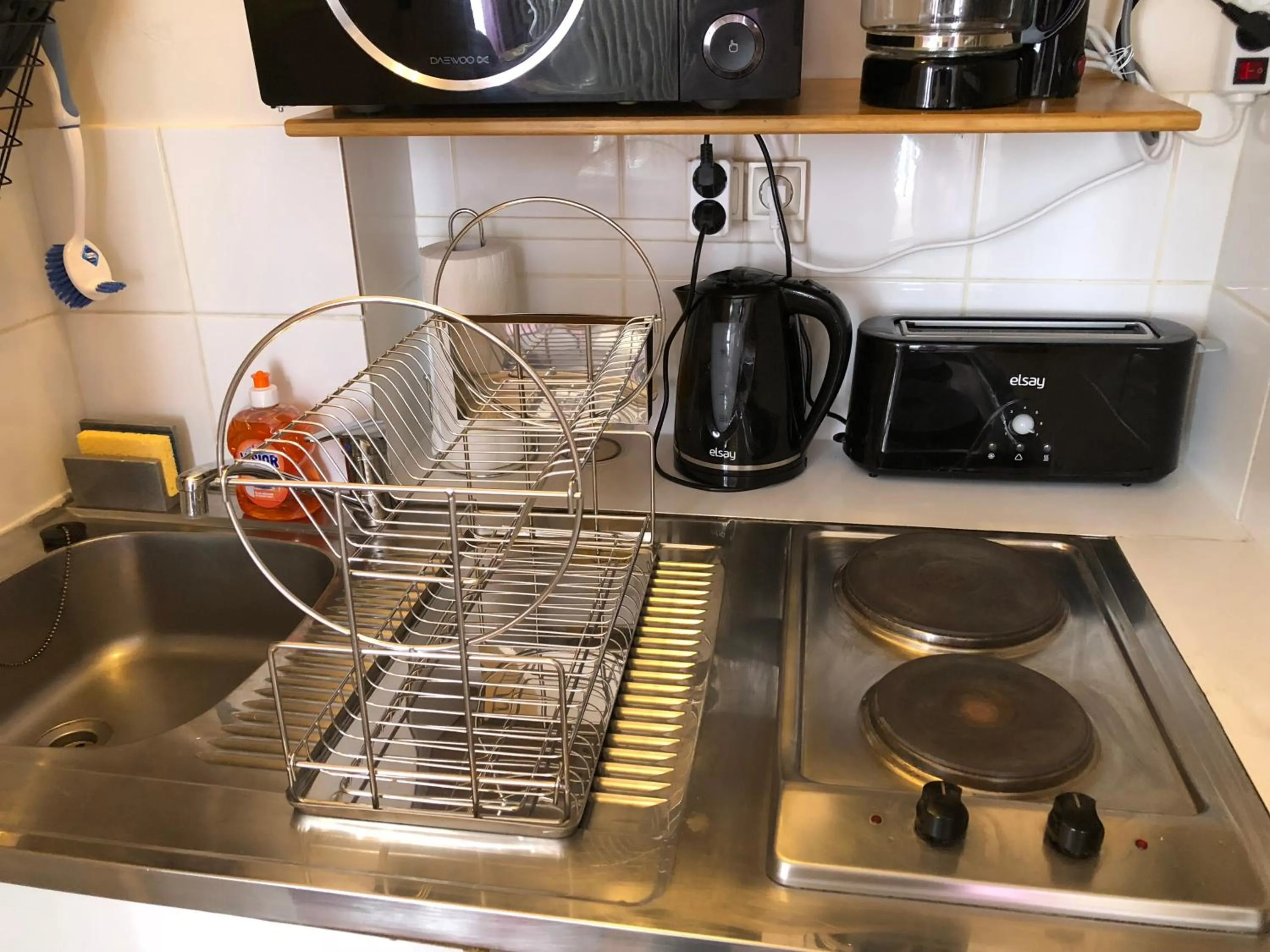 Coffee/tea facilities in Le Regisseur