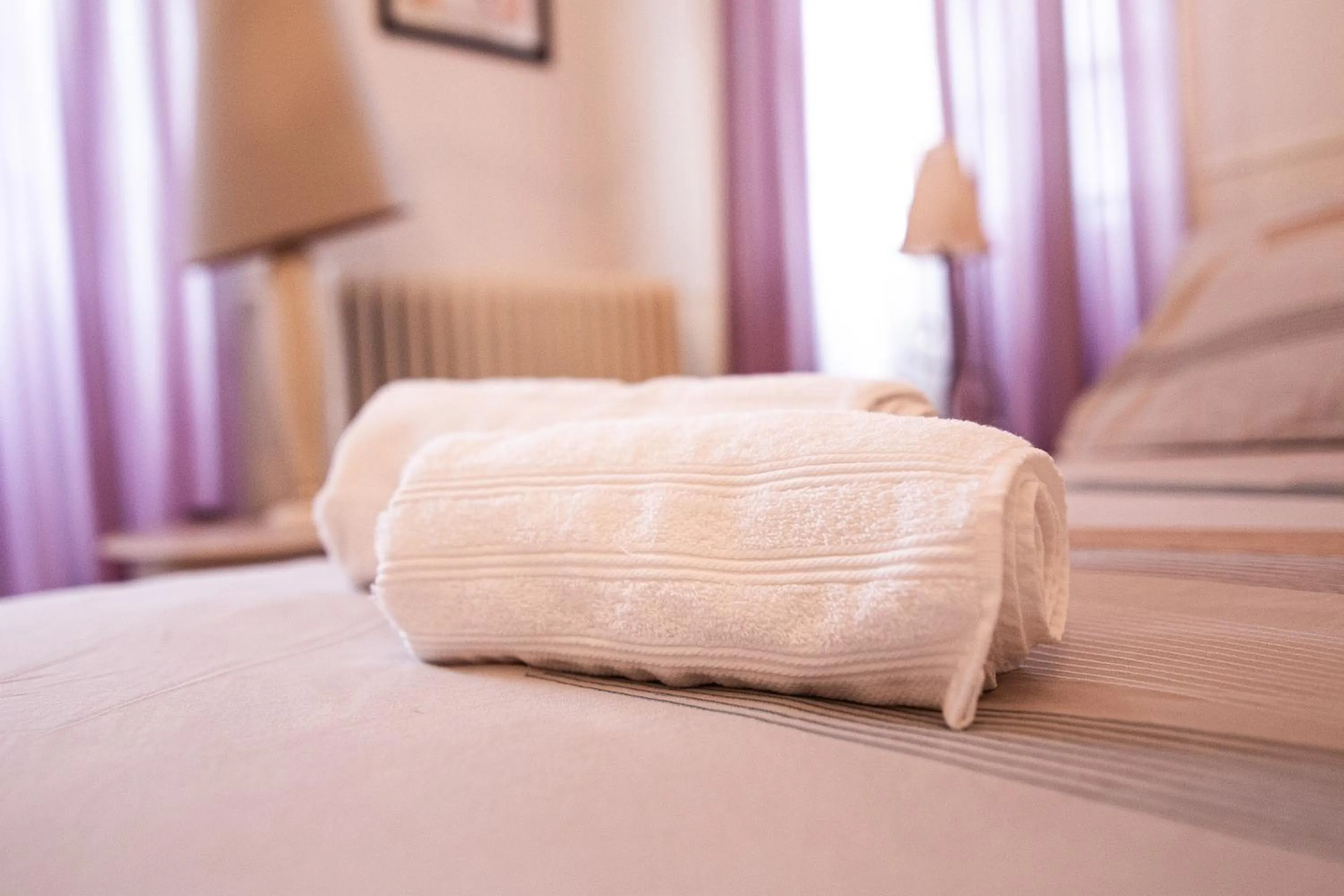 Decorative detail, Bed in Le Regisseur