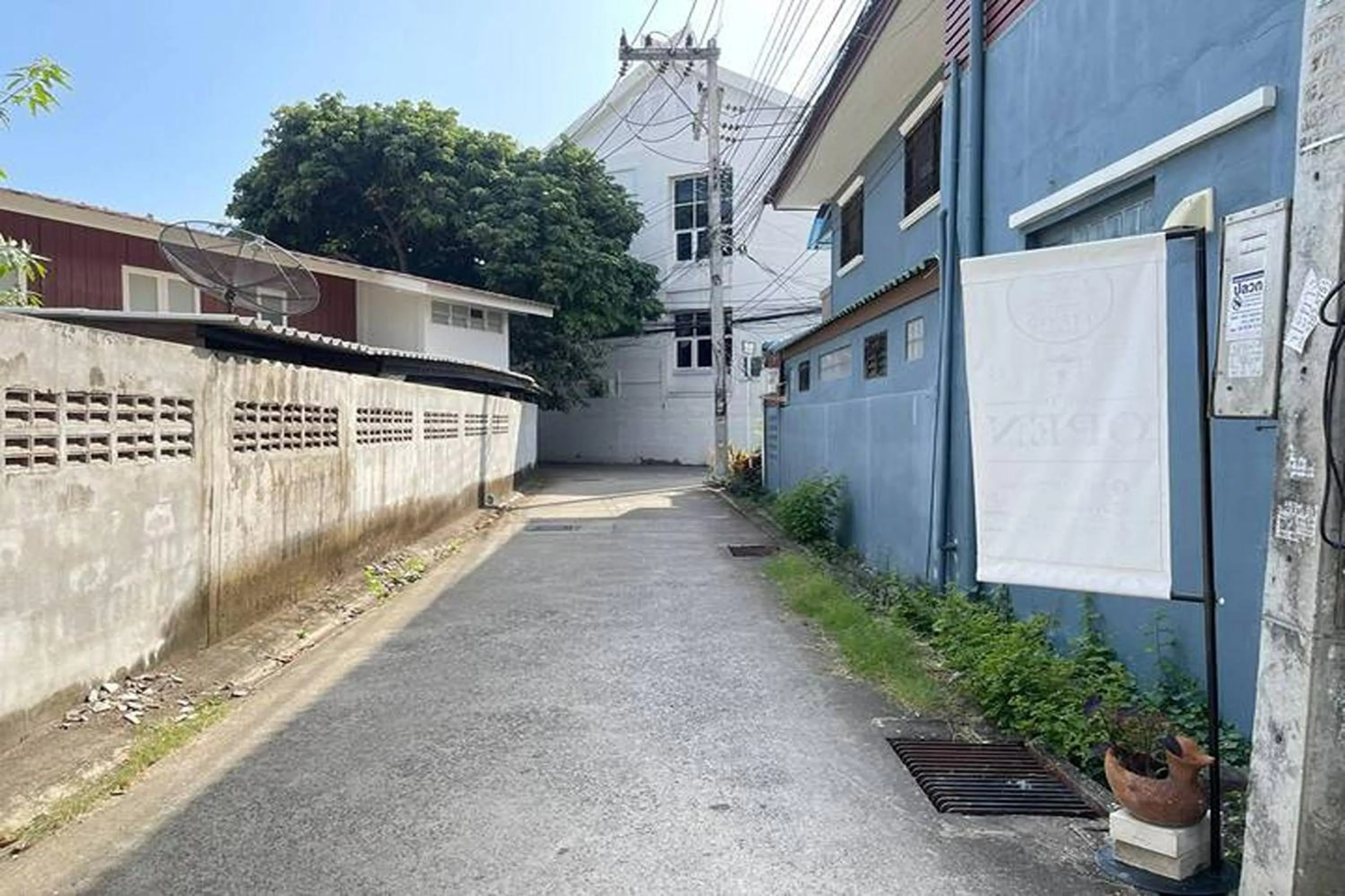 Property building in Kaewchantra Mansion