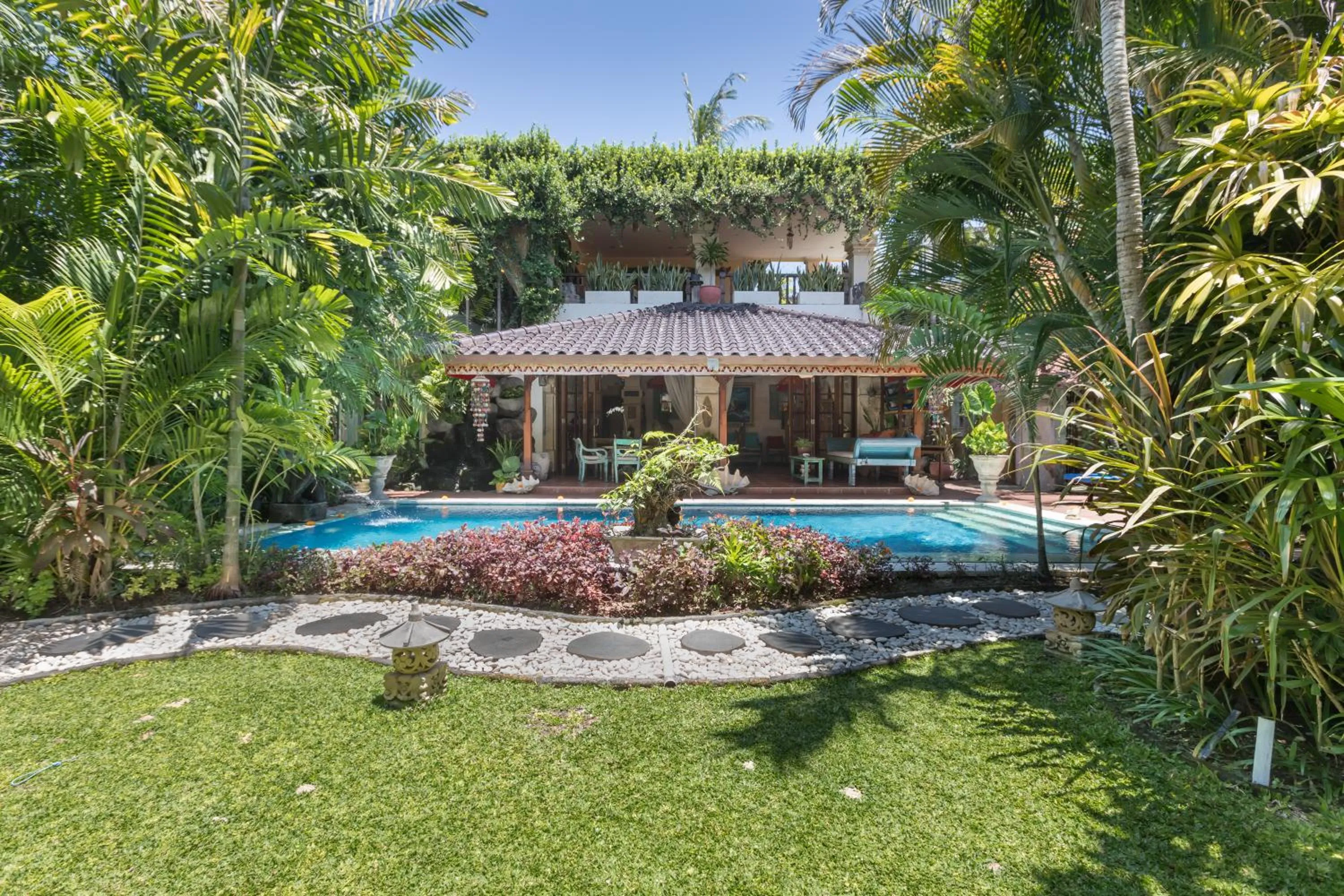 Garden view in Villa Kaja by Nagisa Bali