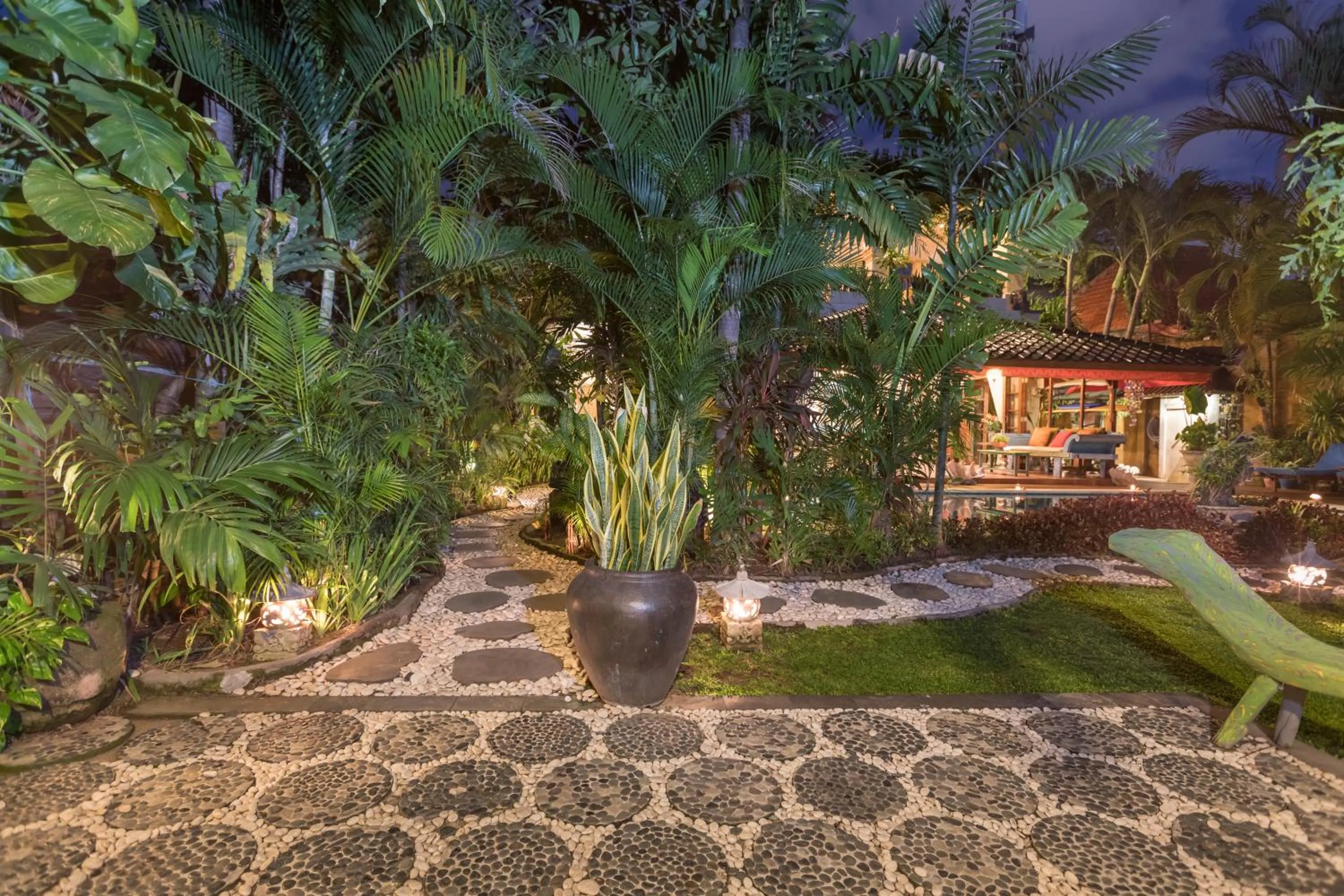 Garden in Villa Kaja by Nagisa Bali