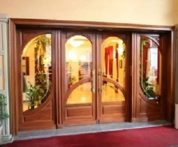 Facade/entrance in Hotel Nizza