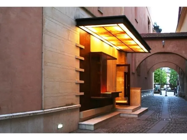 Facade/entrance in Hotel Diafan