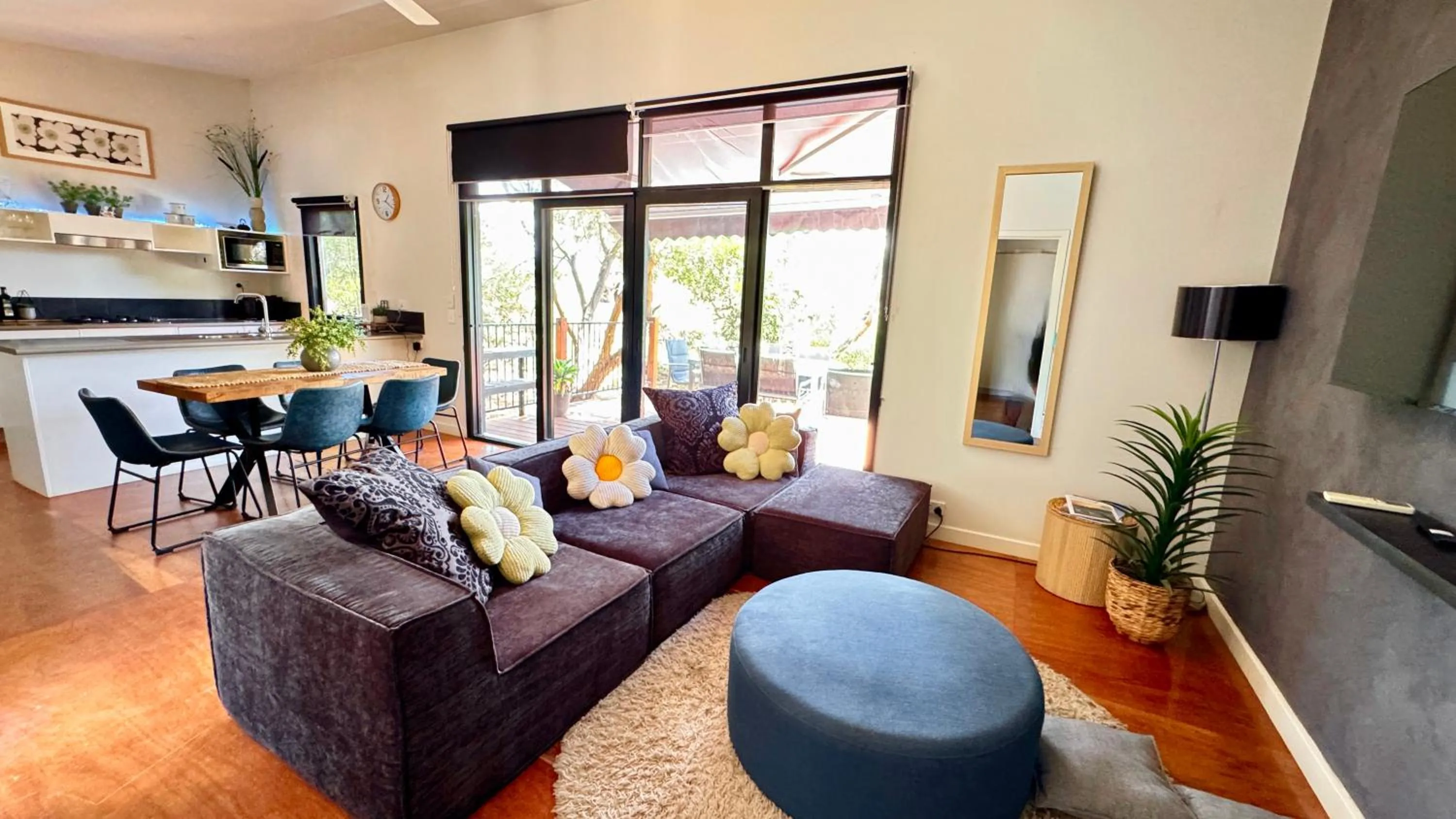 Lounge or bar in The Nature Resort Villas Ramada Resort