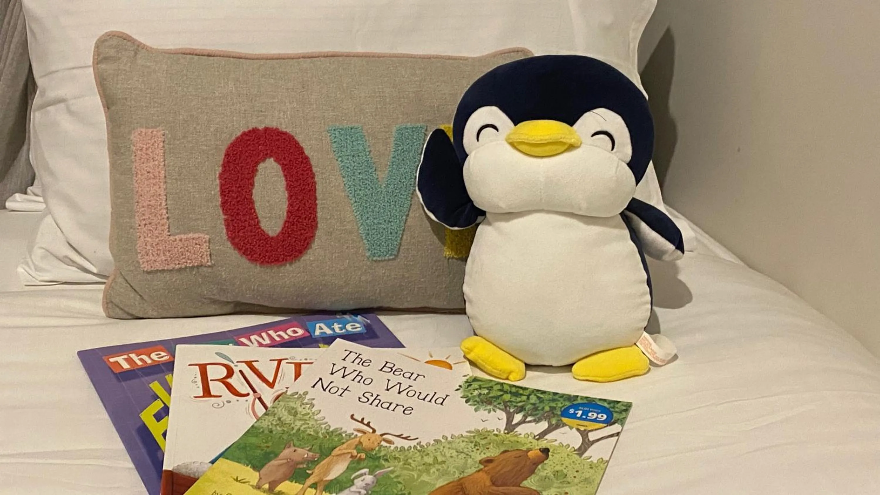 Bed in The Nature Resort Villas Ramada Resort