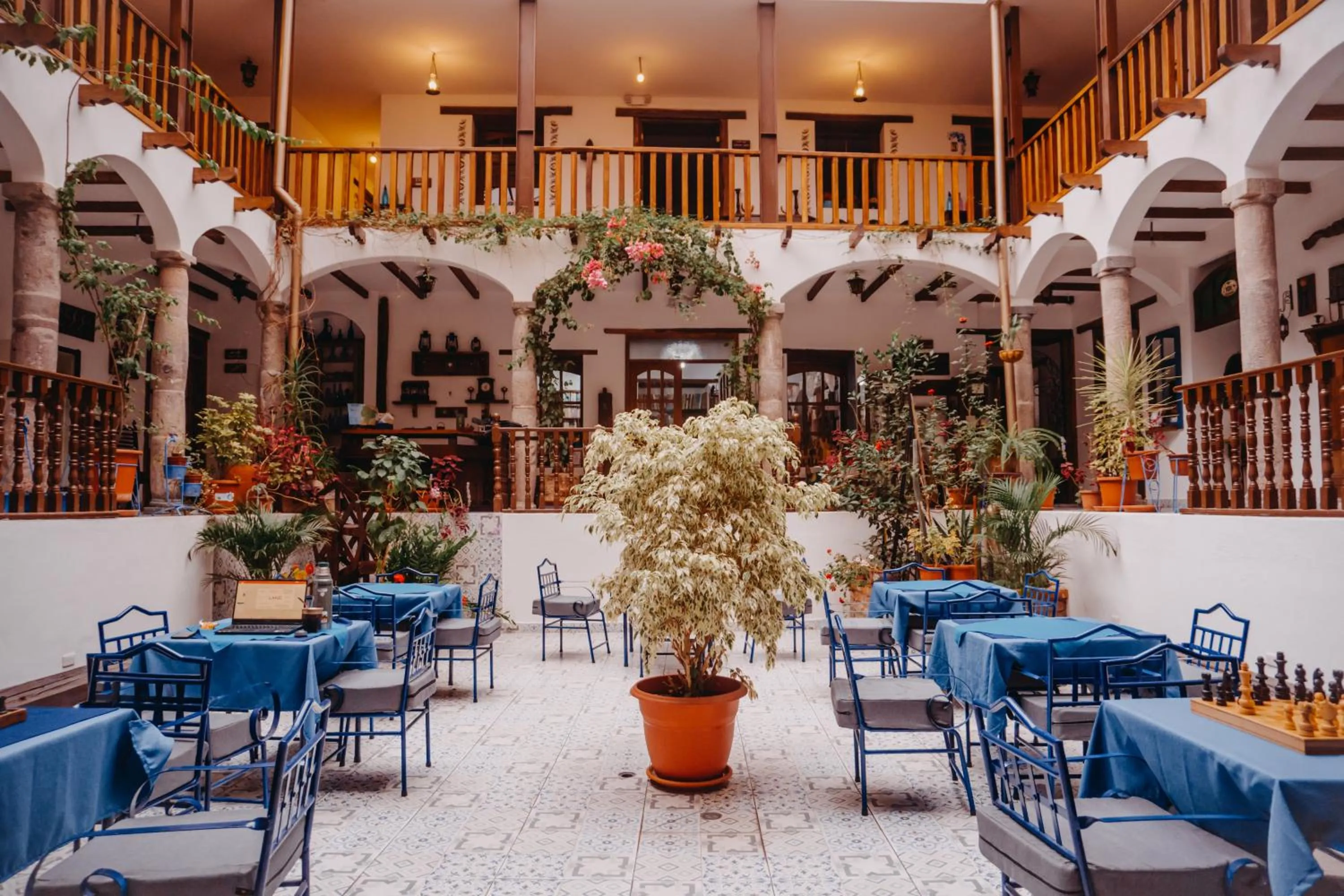 Restaurant/places to eat in Hotel Casa Alquimia