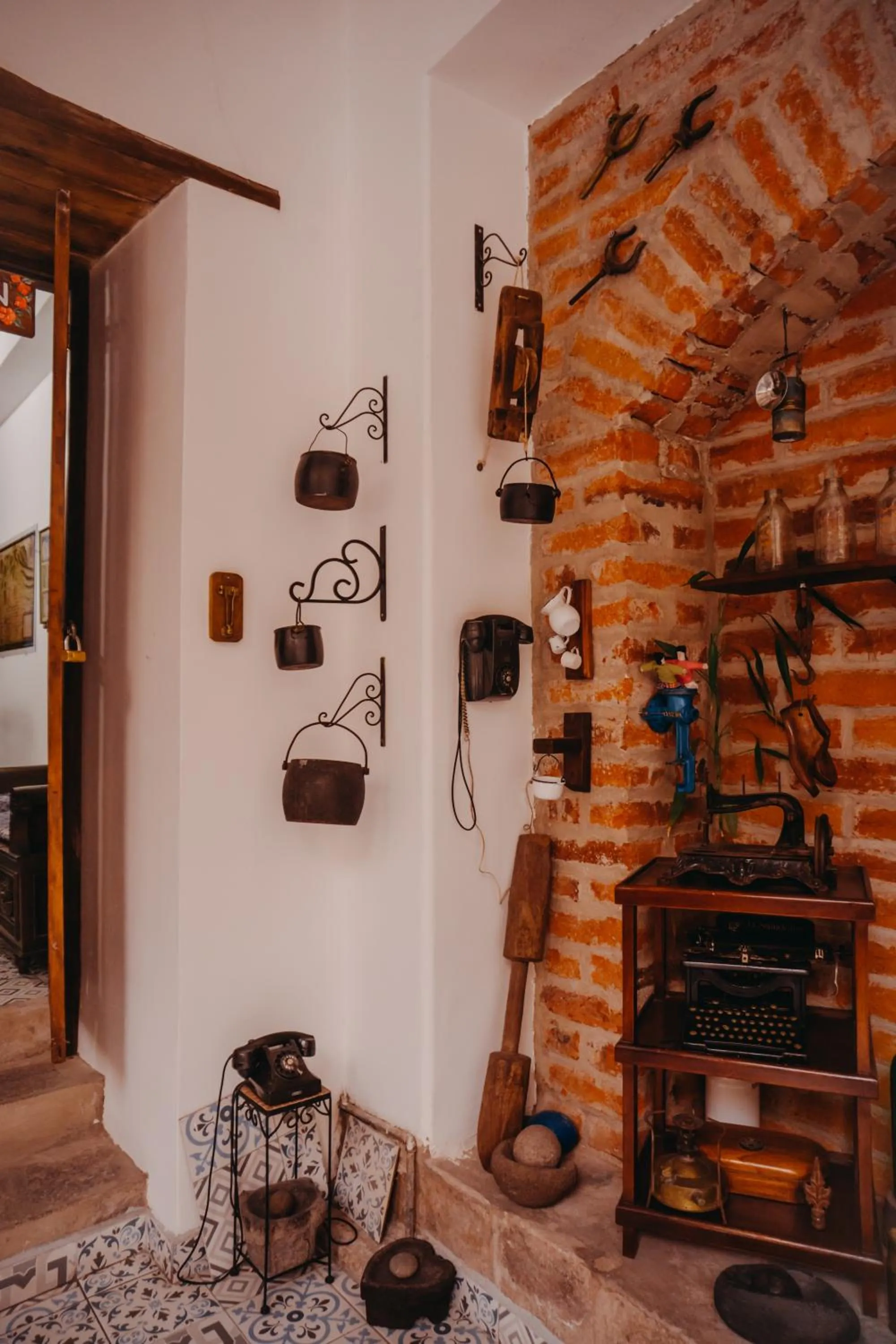 TV and multimedia in Hotel Casa Alquimia