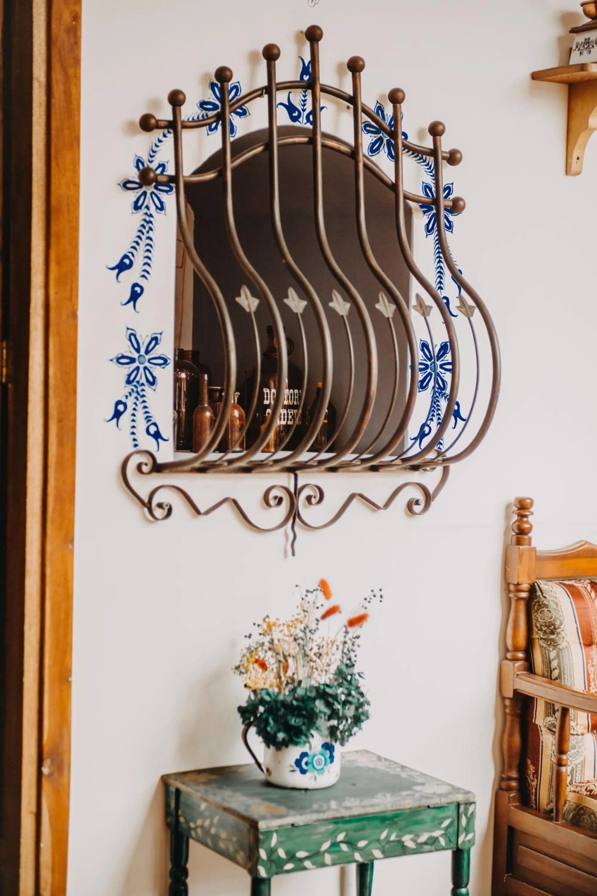 Decorative detail in Hotel Casa Alquimia