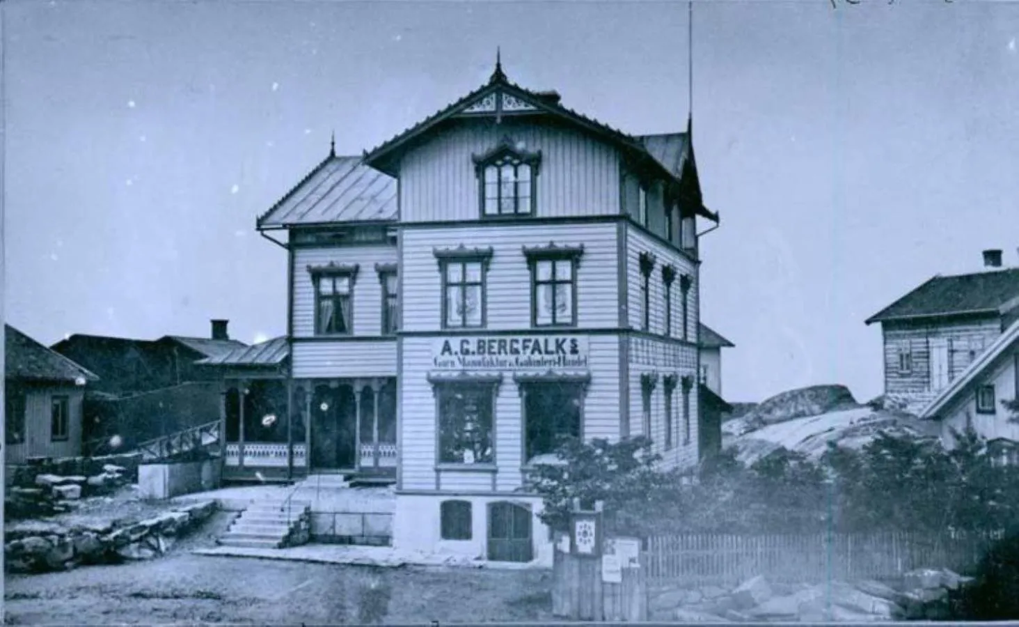 Property building in Grand Hotel Lysekil