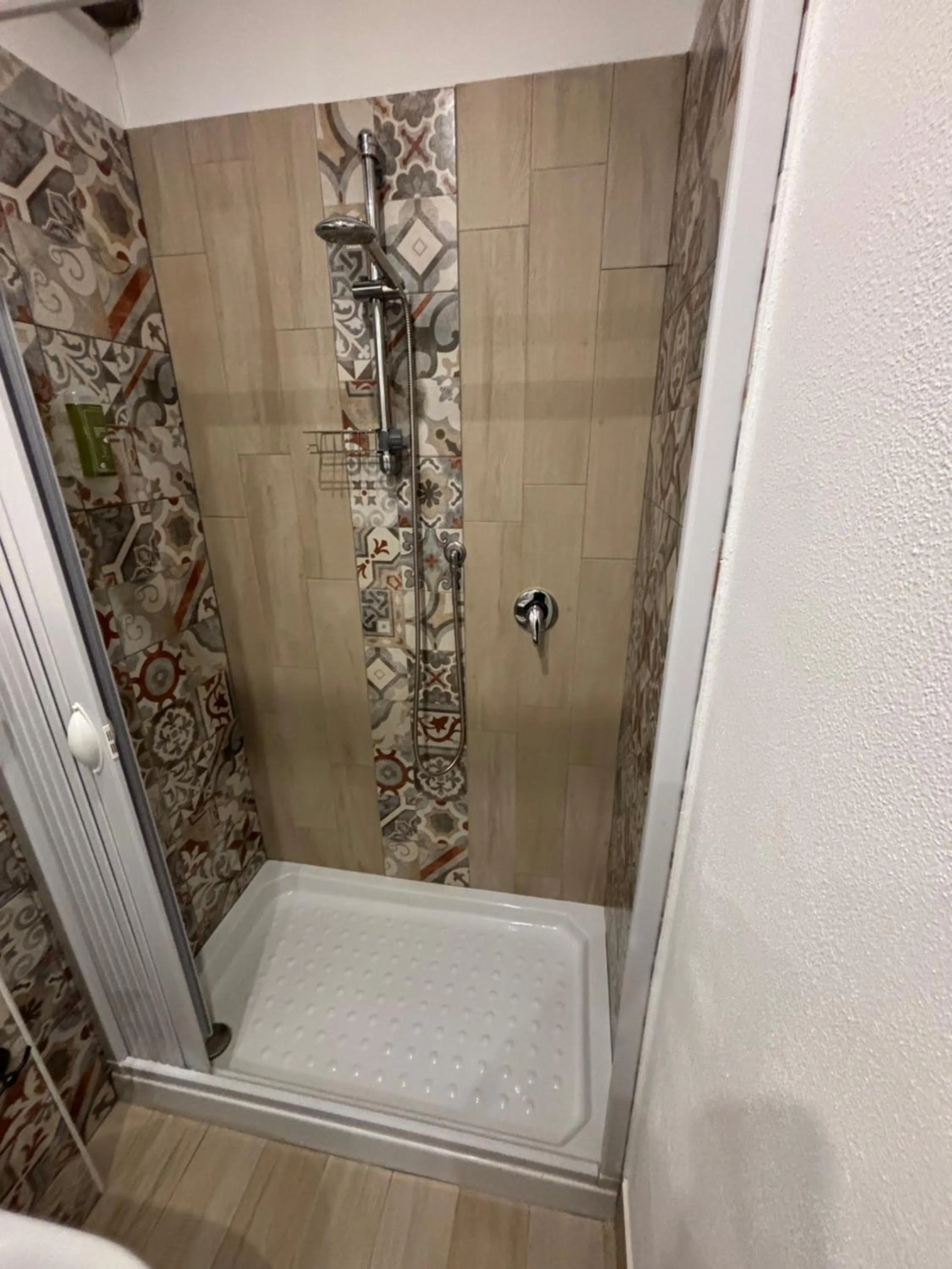 Shower in B&B Casa Doria