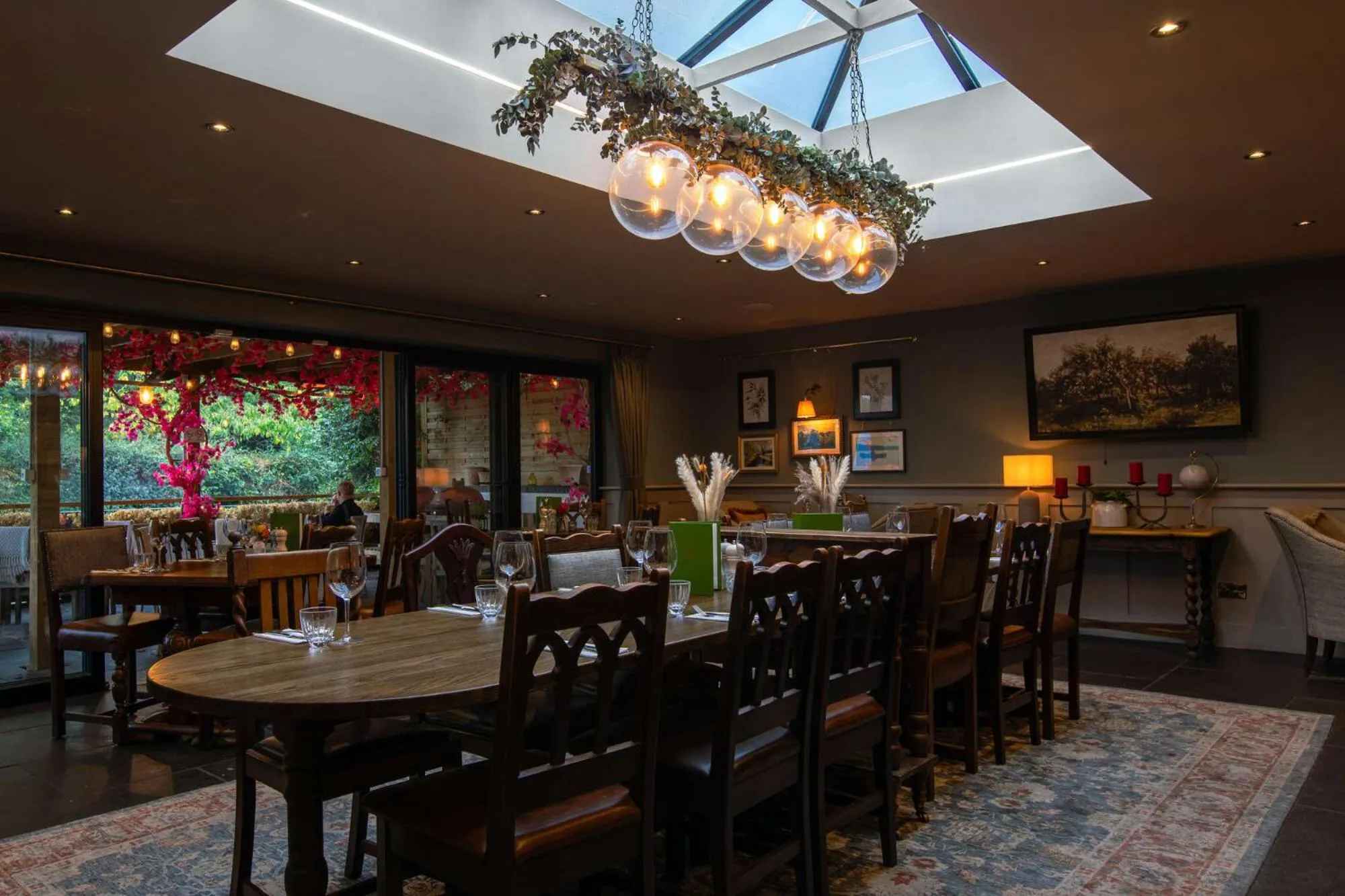 Restaurant/places to eat in The Carpenters Arms