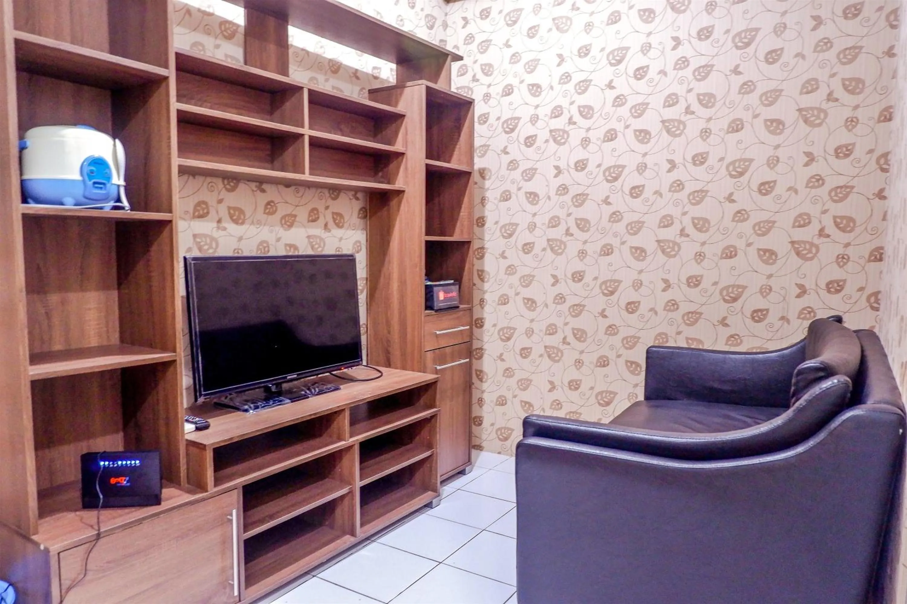 Strategic 2BR Menteng Square Apartment By Travelio