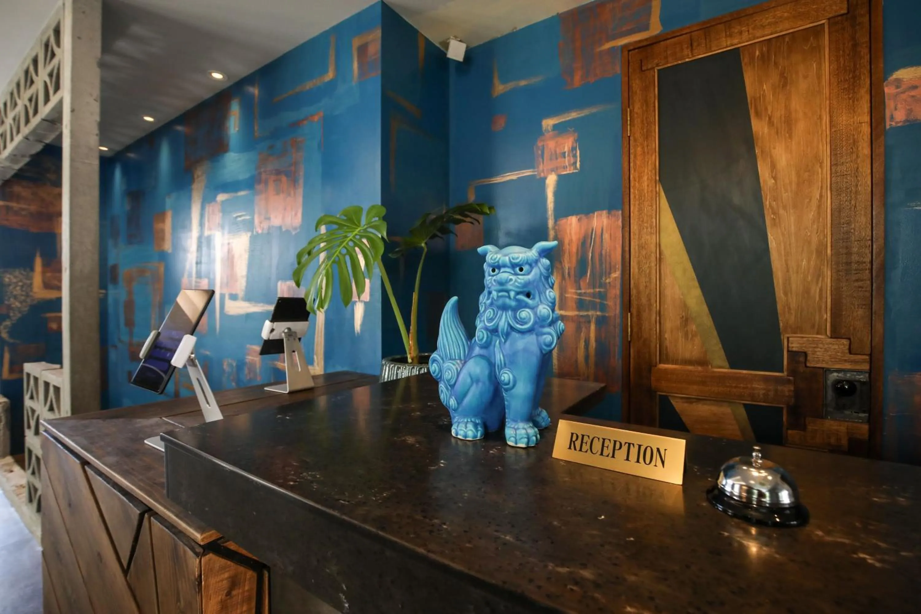 Area and facilities in Hotel 385